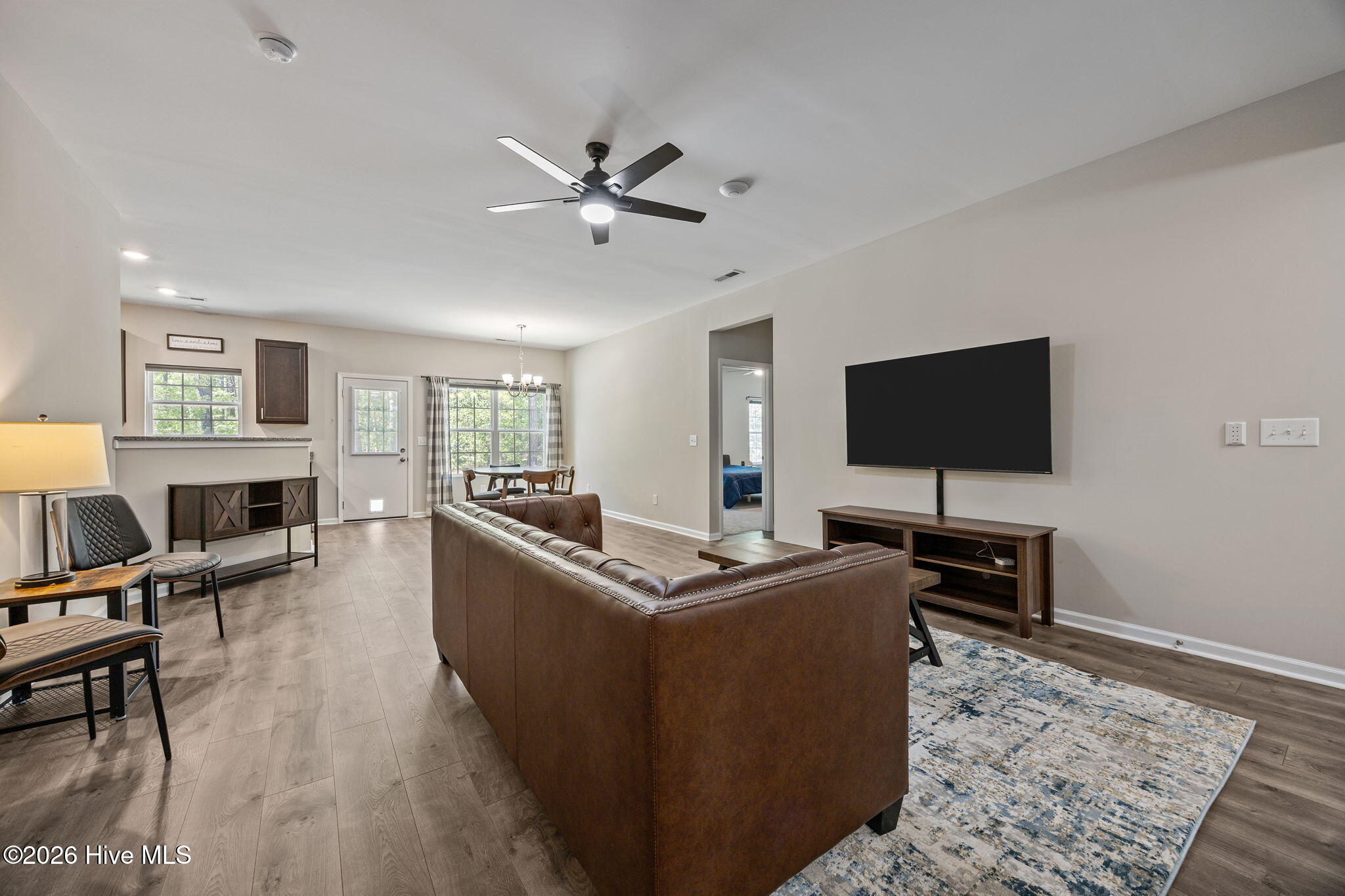 917 Cardinal Place Property Photo 7