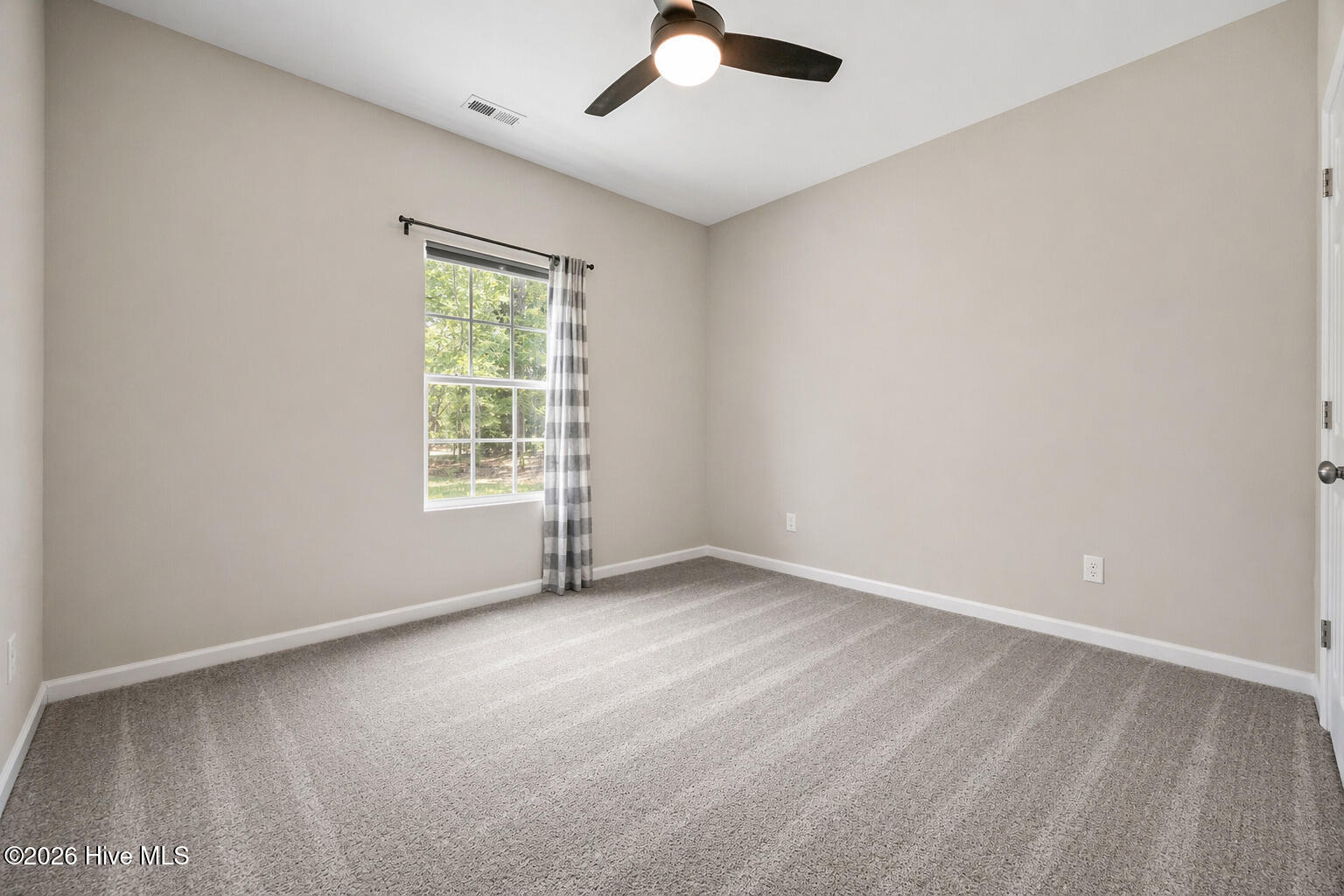 917 Cardinal Place Property Photo 16