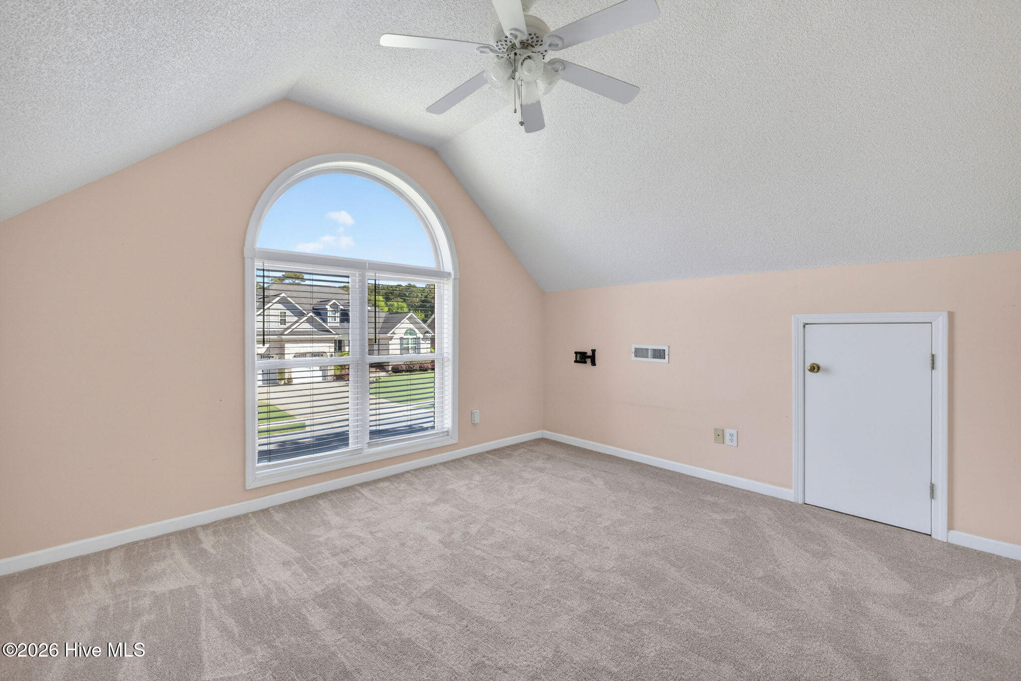 1113 Willow Pond Lane Property Photo 12