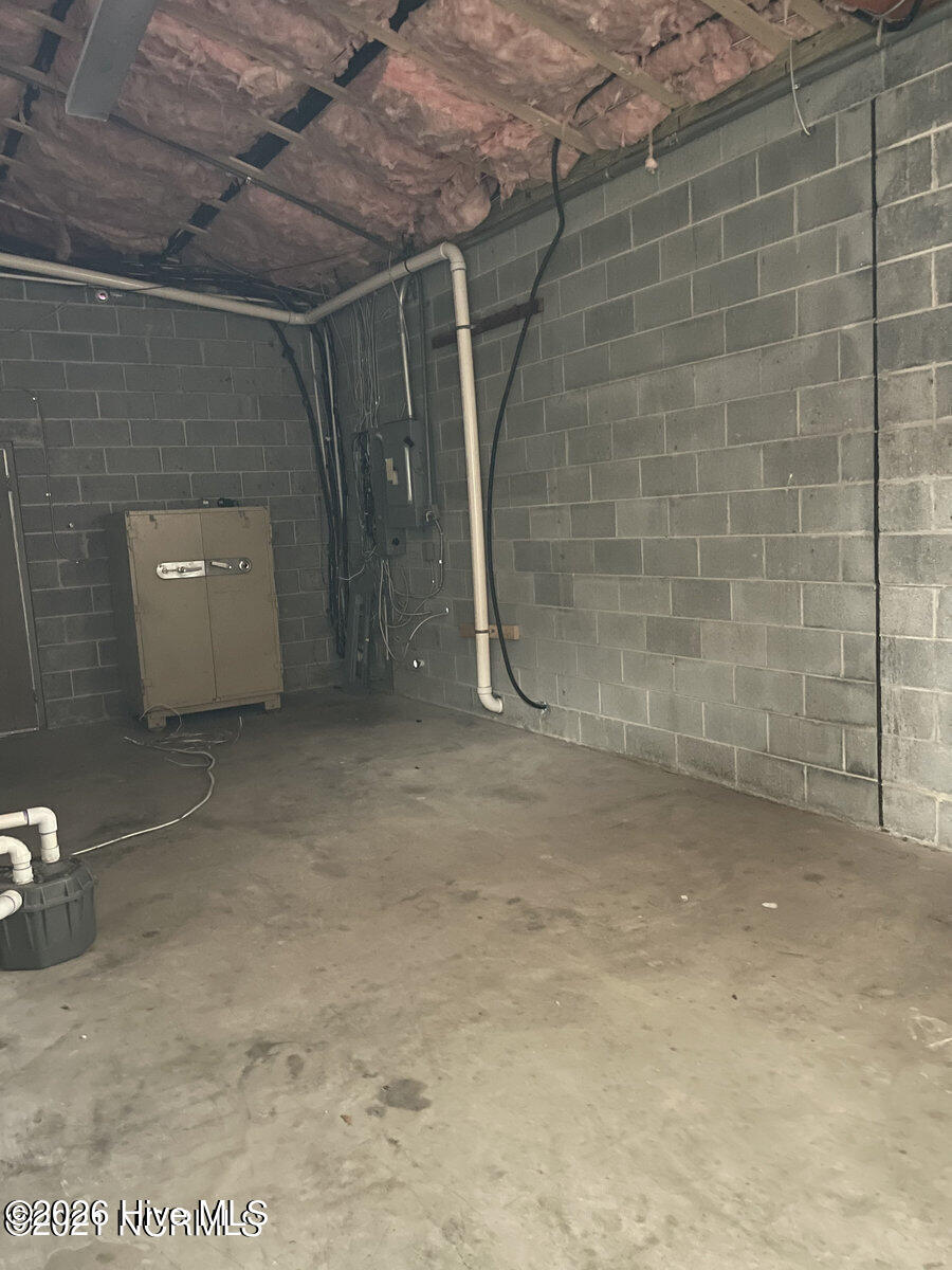 1501 Marstellar Street Property Photo 5