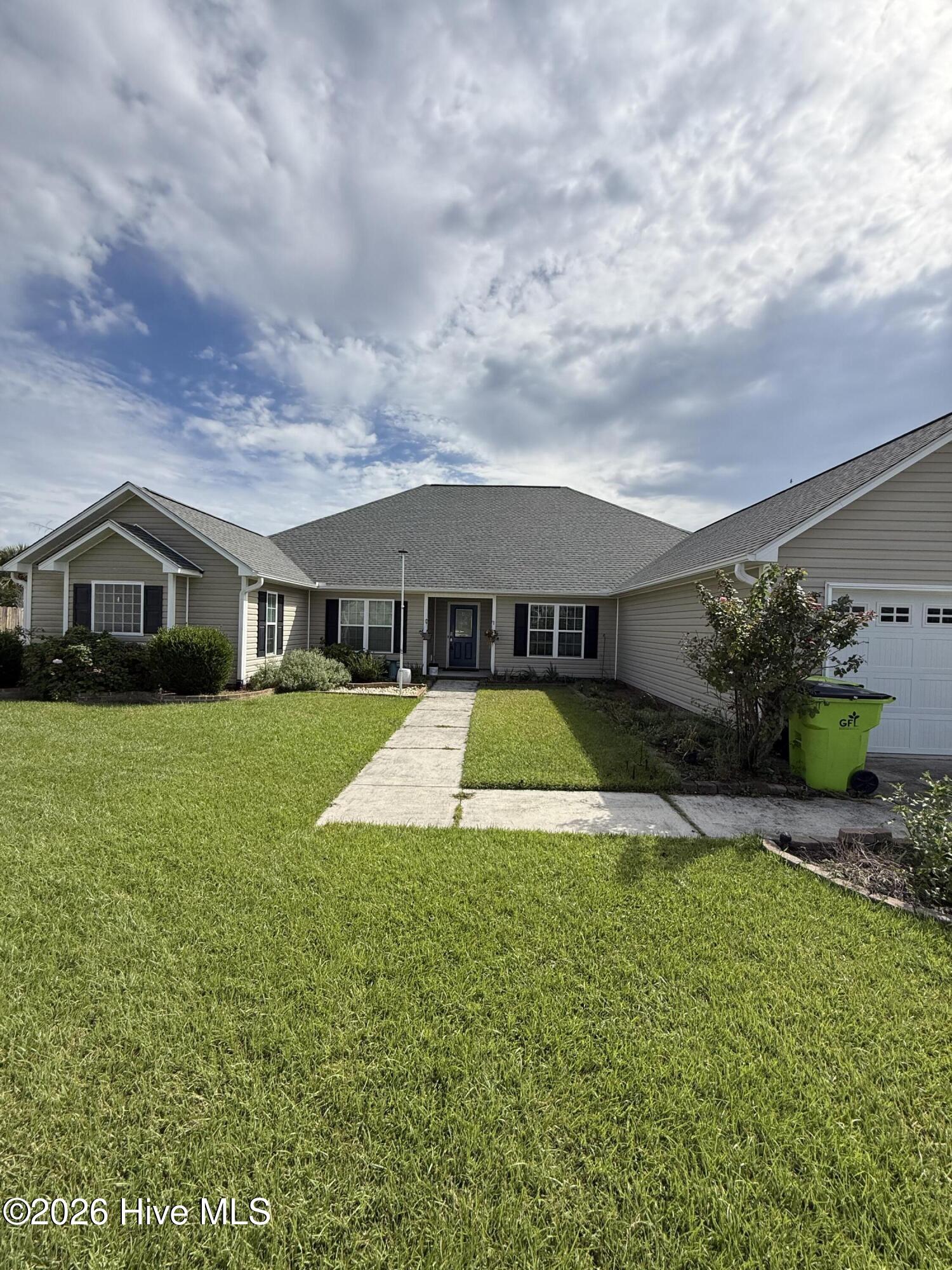 803 Canvas Court Property Photo 2