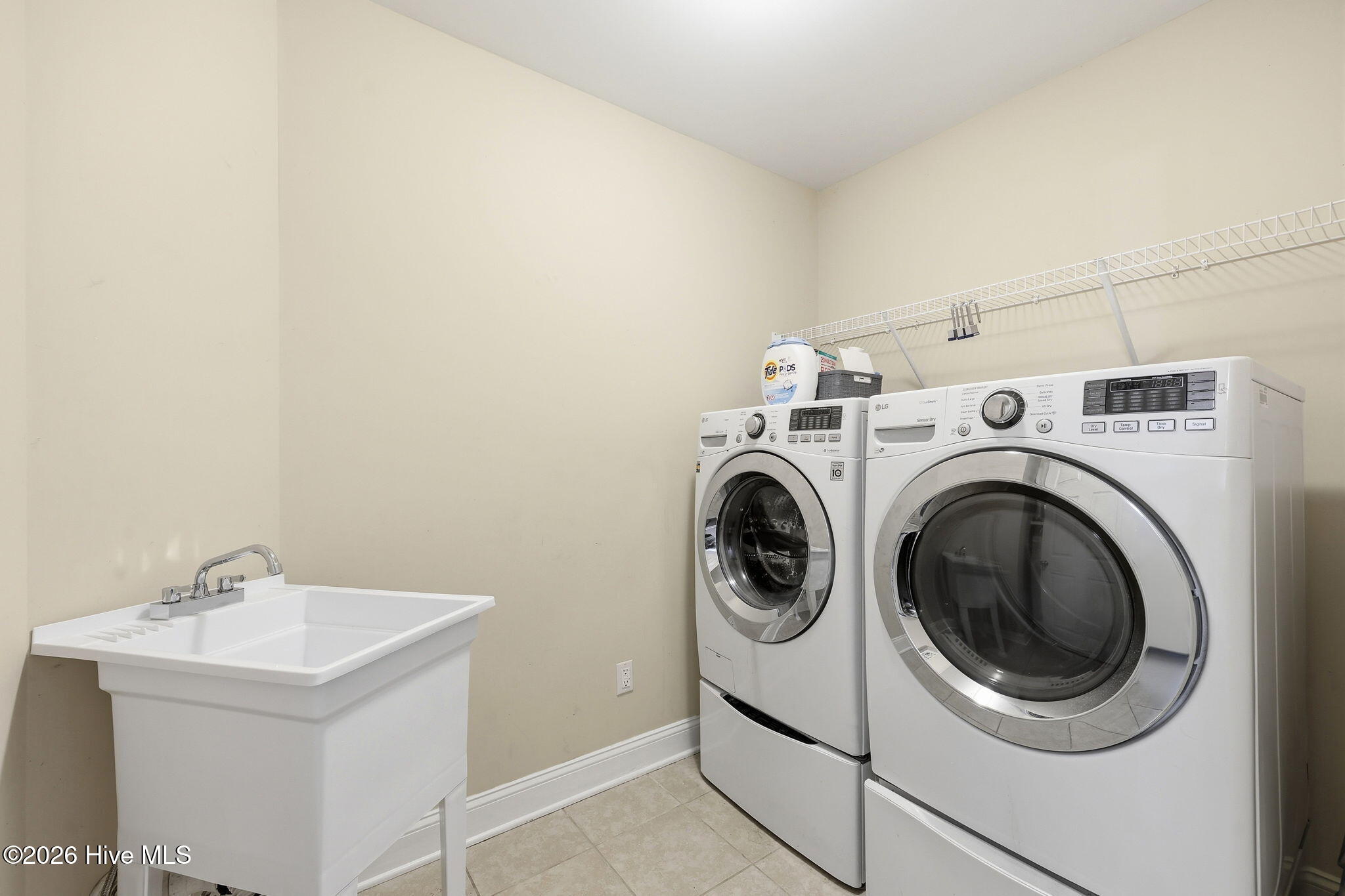 803 Canvas Court Property Photo 35