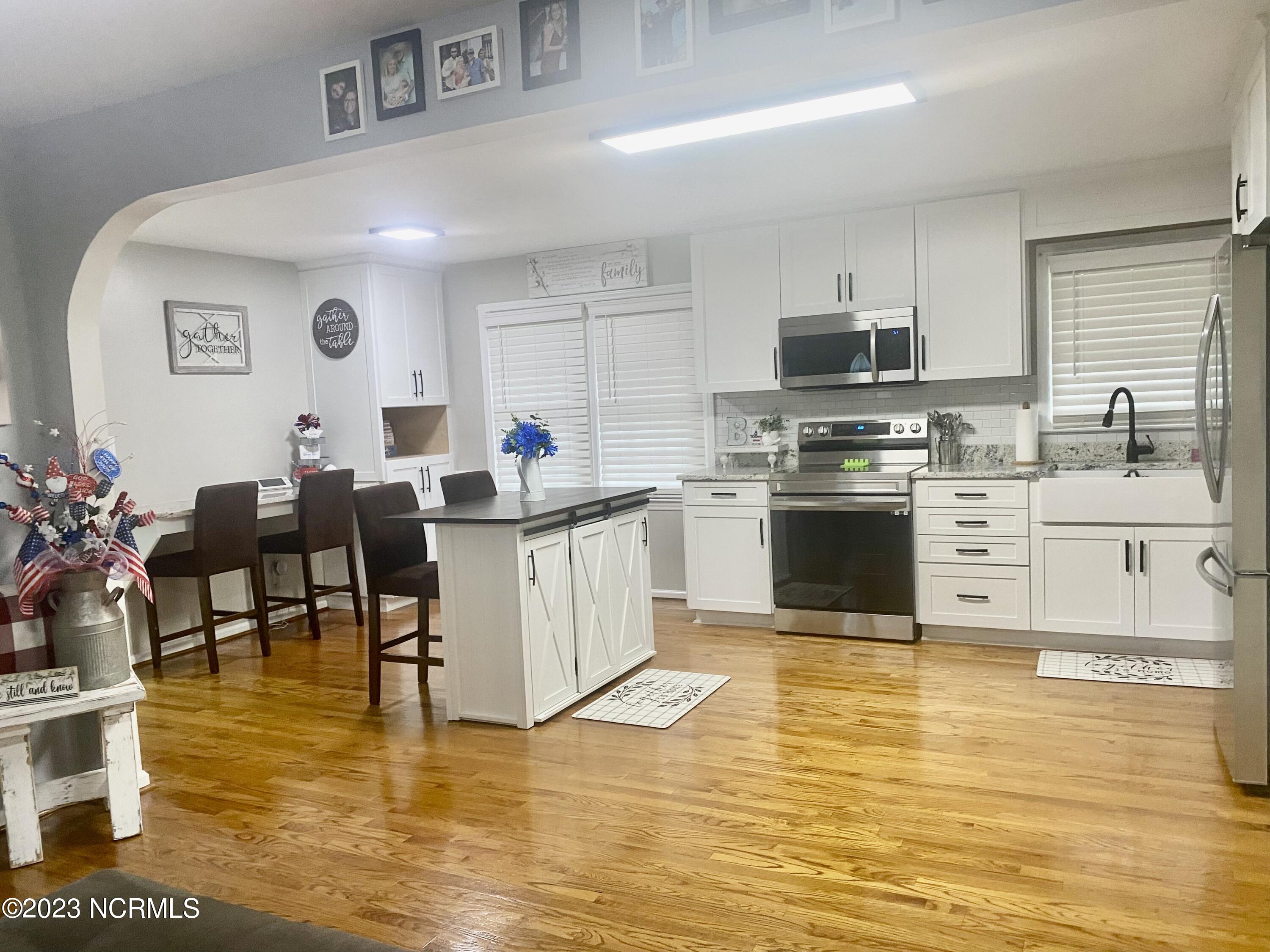 166 Pine Tree Lane Property Photo 6
