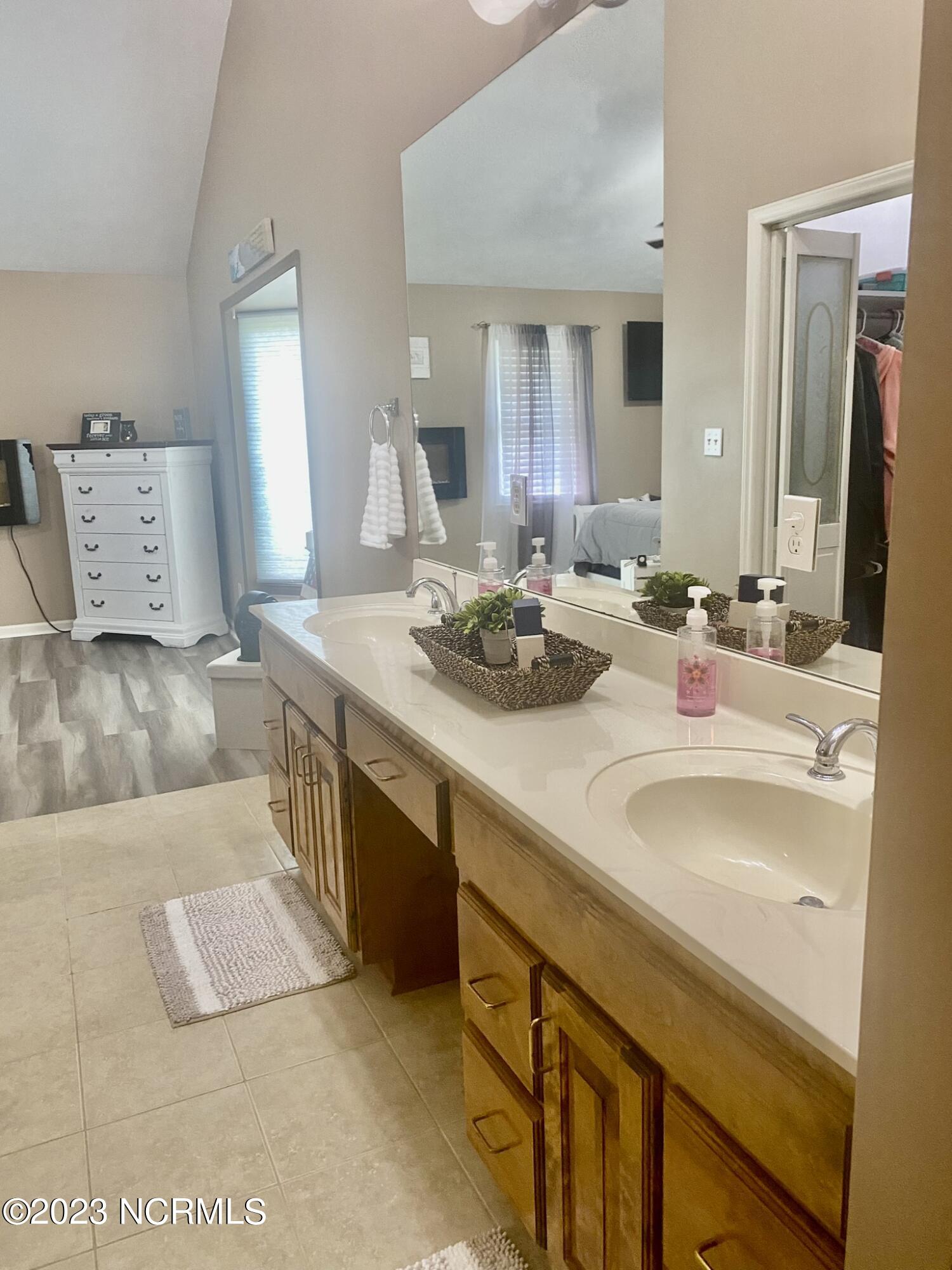 166 Pine Tree Lane Property Photo 31