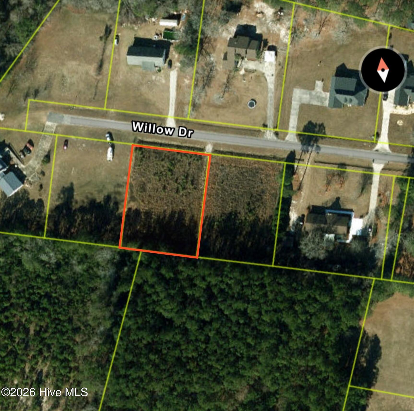 B B Near 101 Willow Drive Property Photo 8
