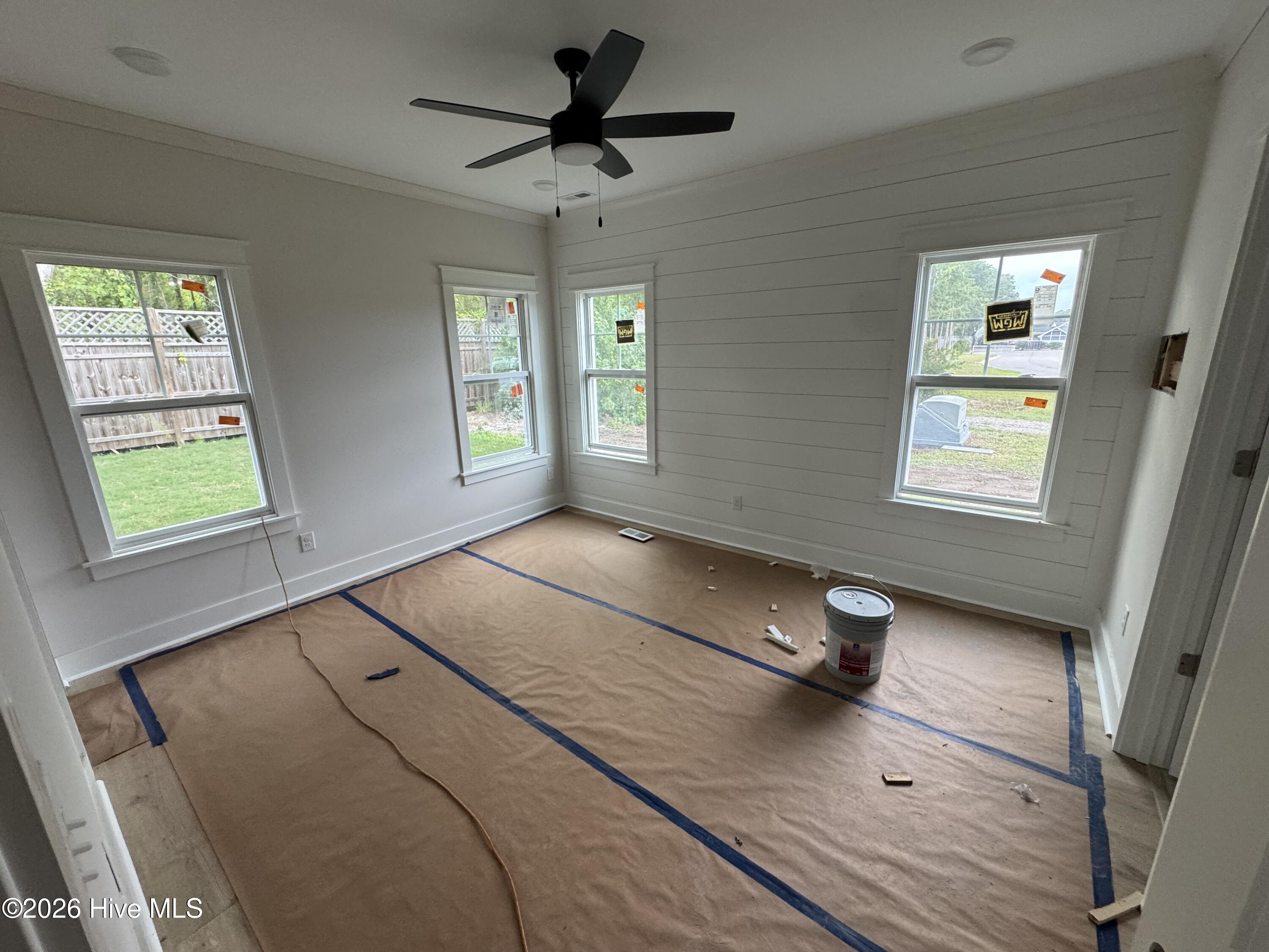 2027 Greenside Manor Drive Sw Property Photo 8