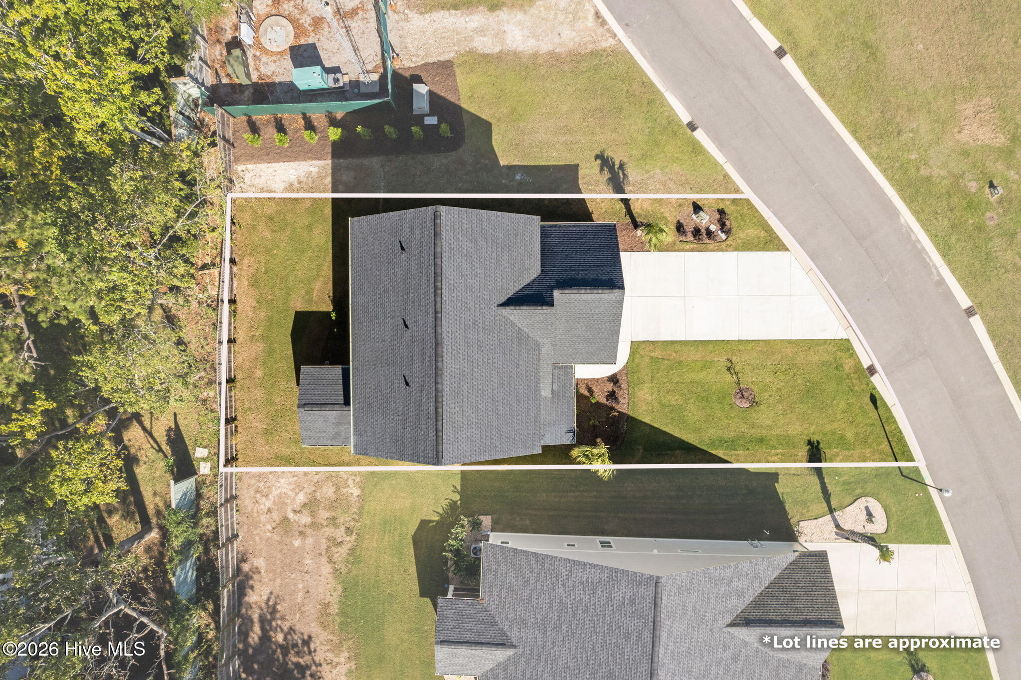 2027 Greenside Manor Drive Sw Property Photo 9