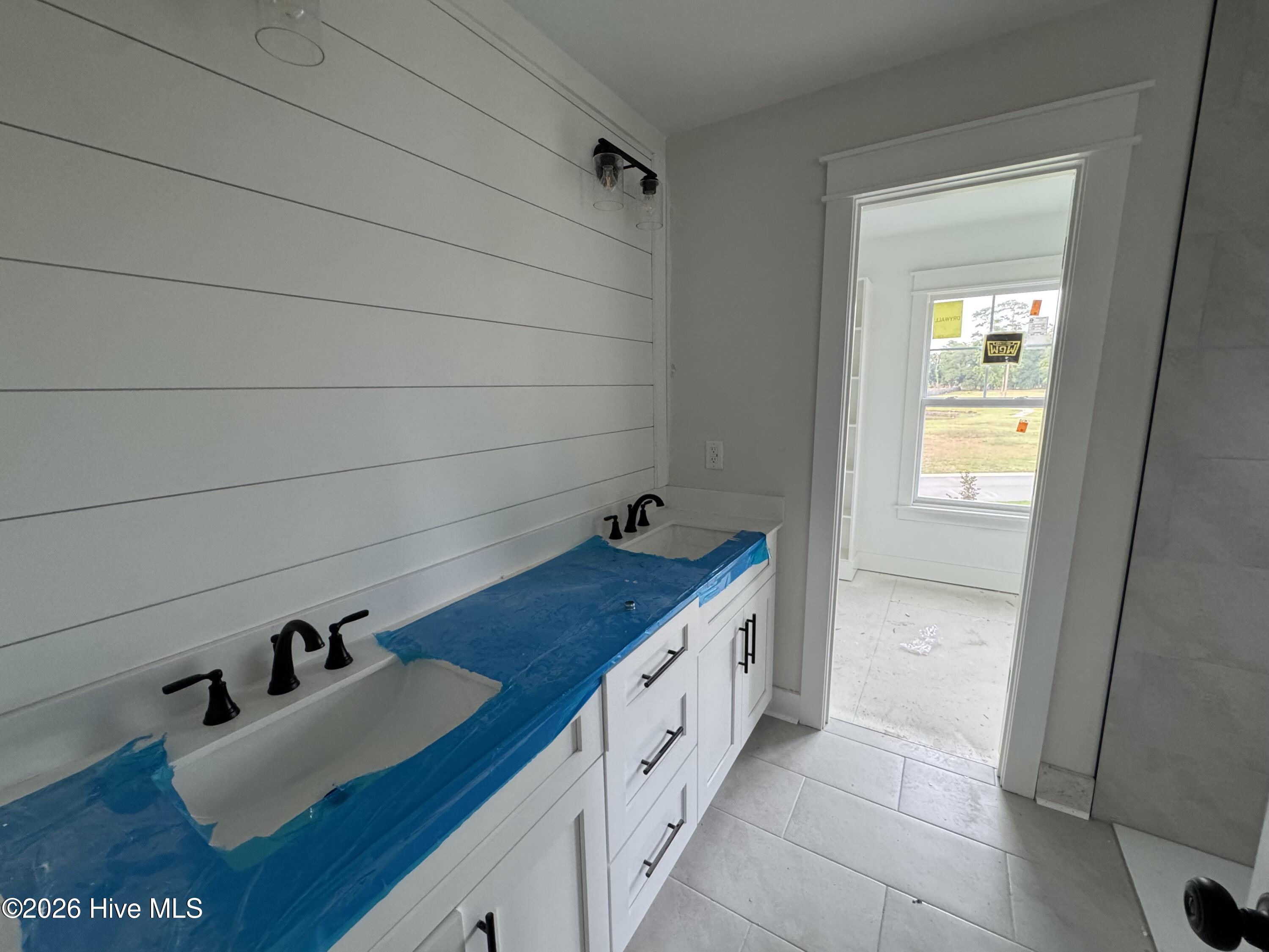 2027 Greenside Manor Drive Sw Property Photo 15