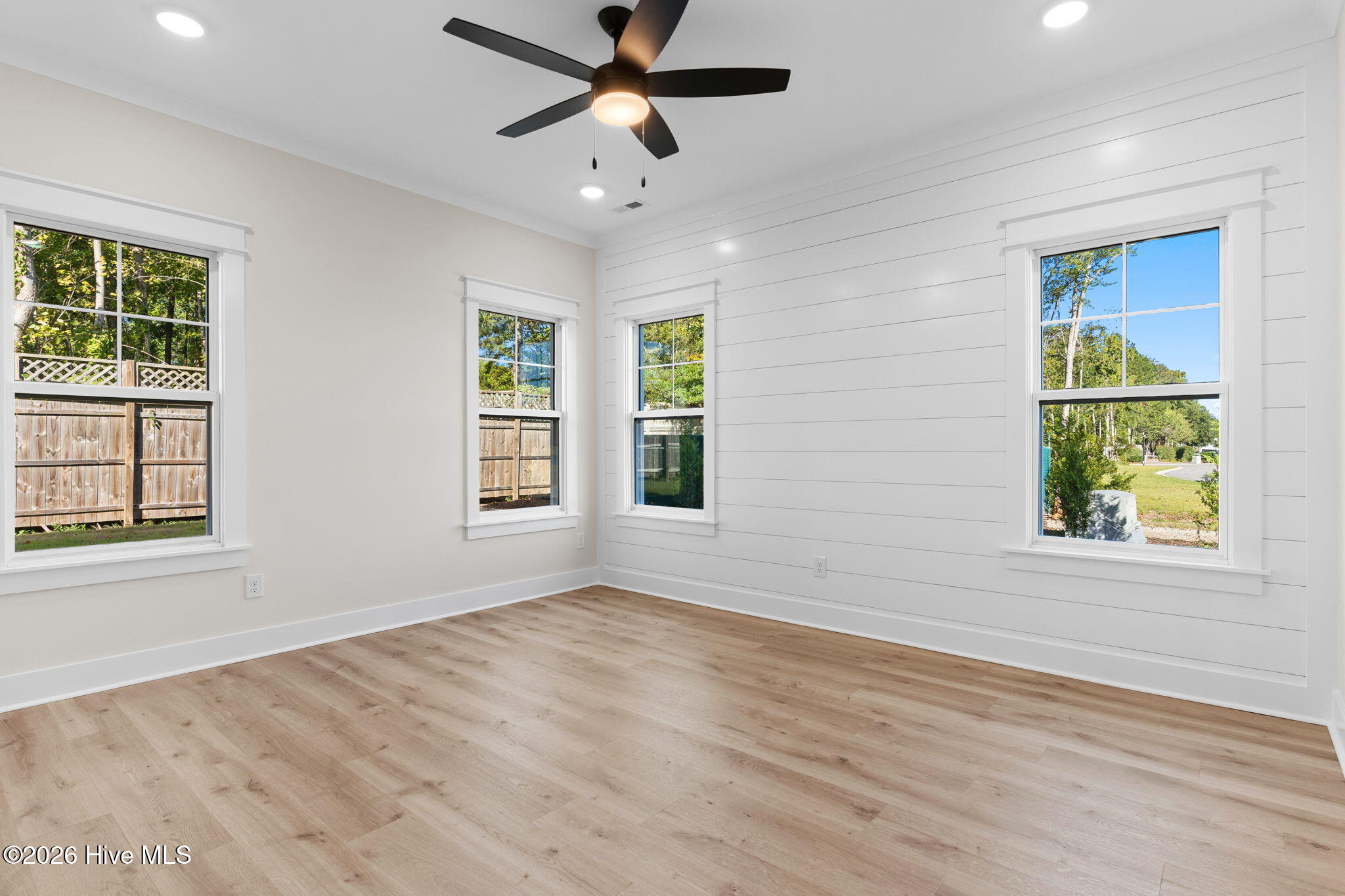 2027 Greenside Manor Drive Sw Property Photo 15