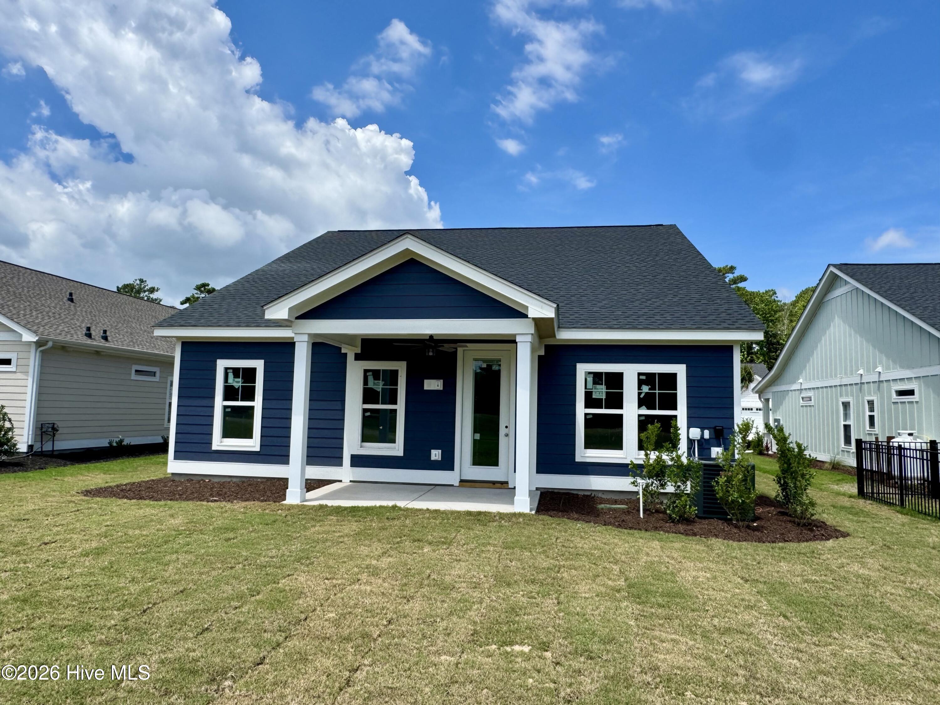 2042 Greenside Manor Drive Sw Property Photo 10