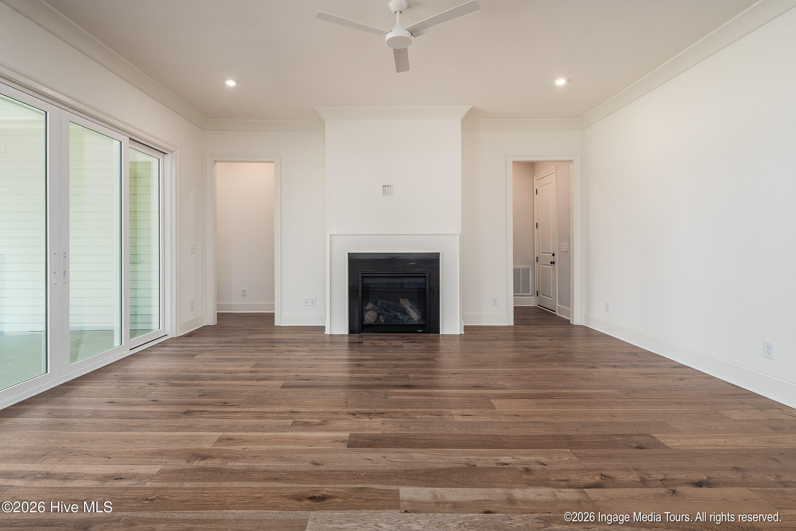 200 Pine Tree Point Property Photo 9