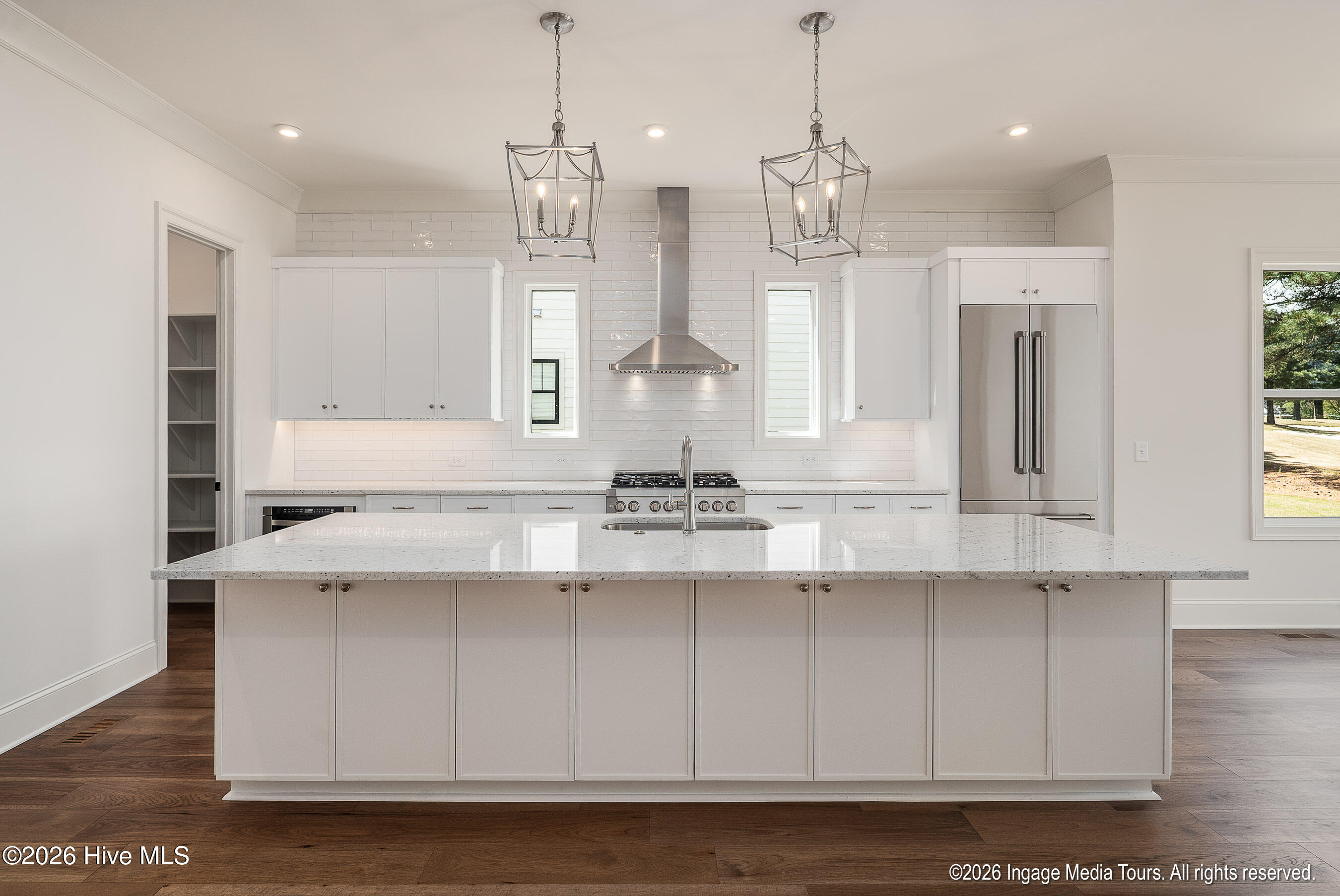 200 Pine Tree Point Property Photo 13