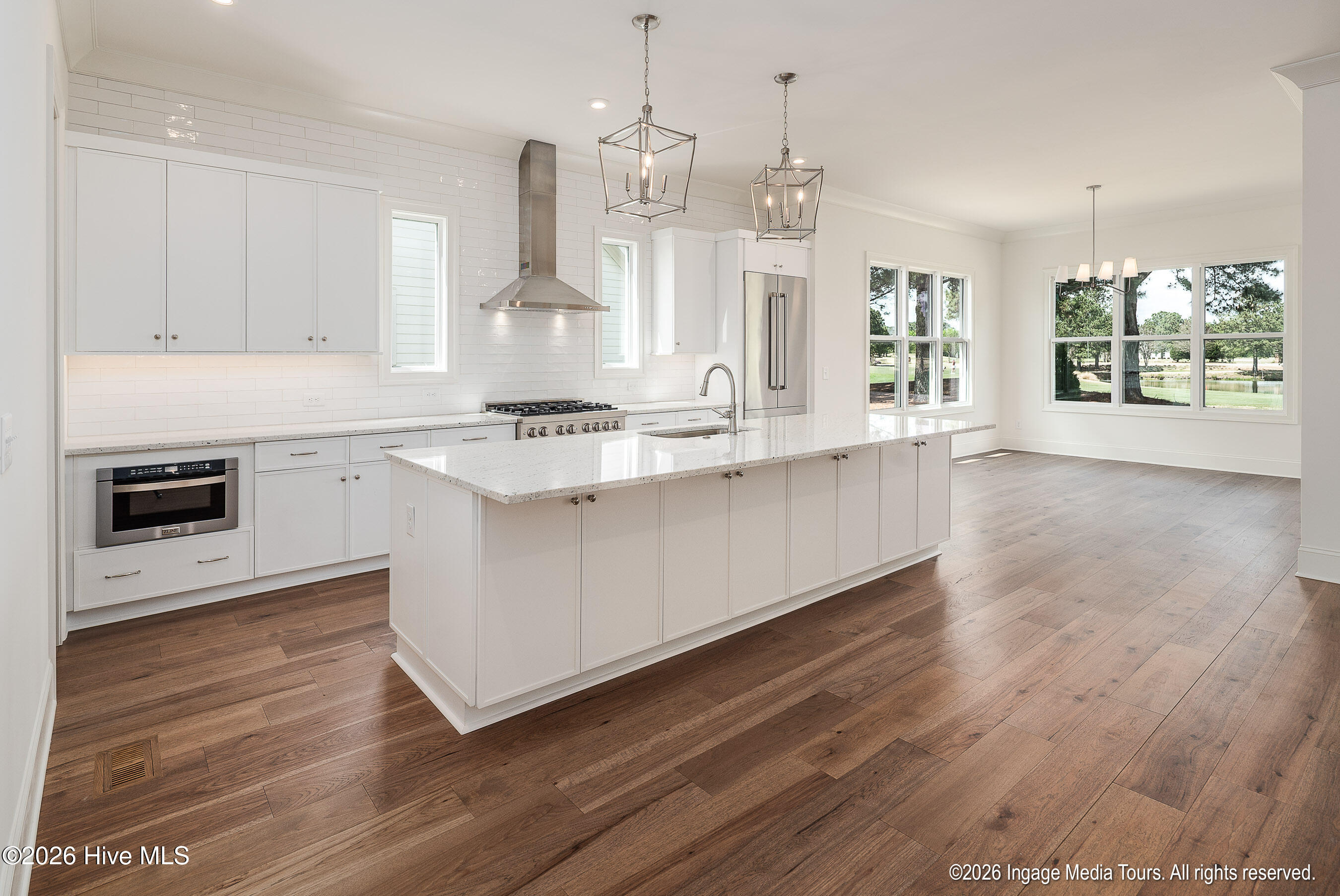 200 Pine Tree Point Property Photo 17