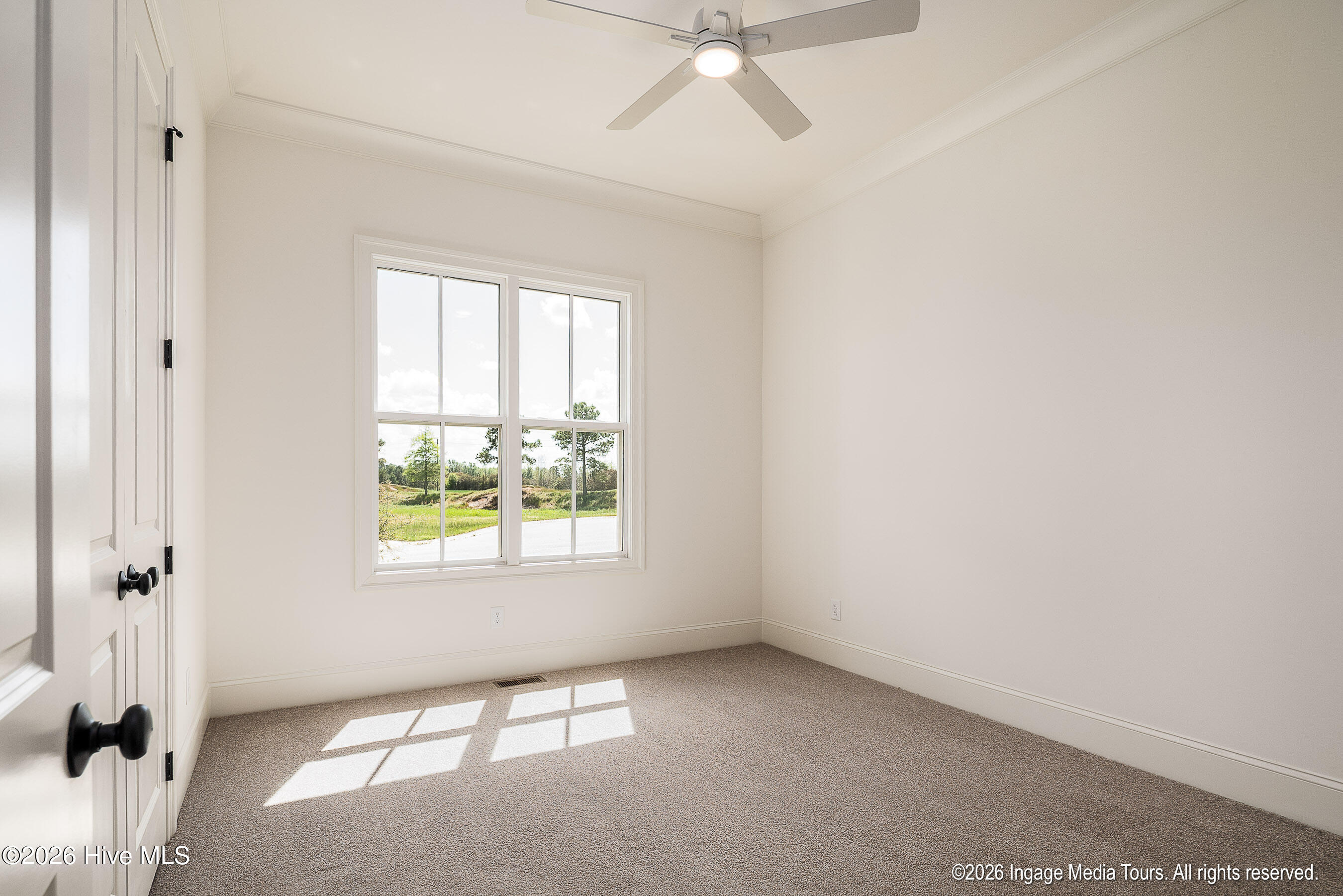200 Pine Tree Point Property Photo 26