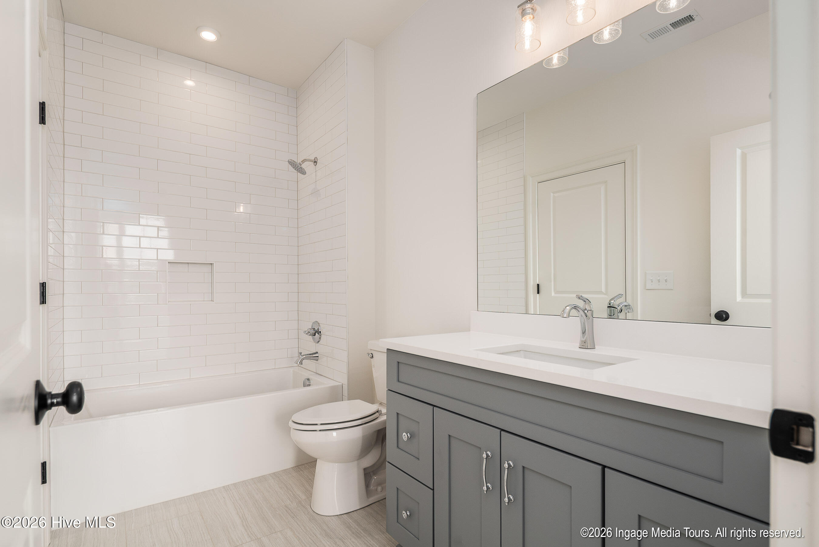 200 Pine Tree Point Property Photo 34