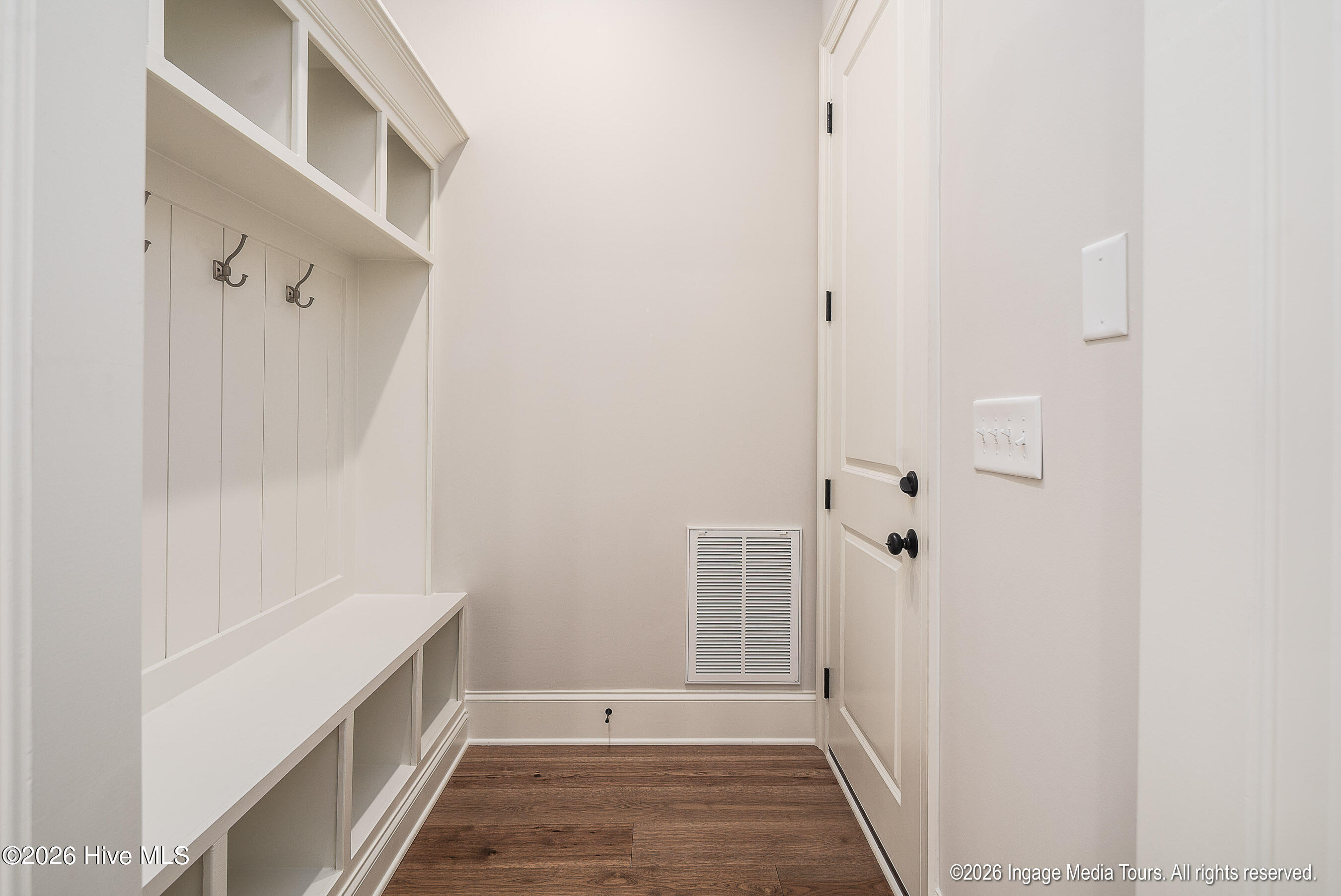 200 Pine Tree Point Property Photo 39