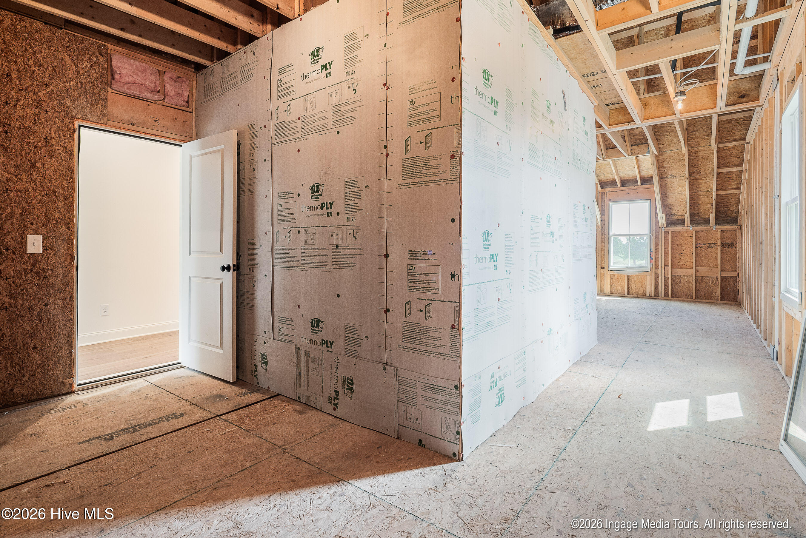 200 Pine Tree Point Property Photo 40