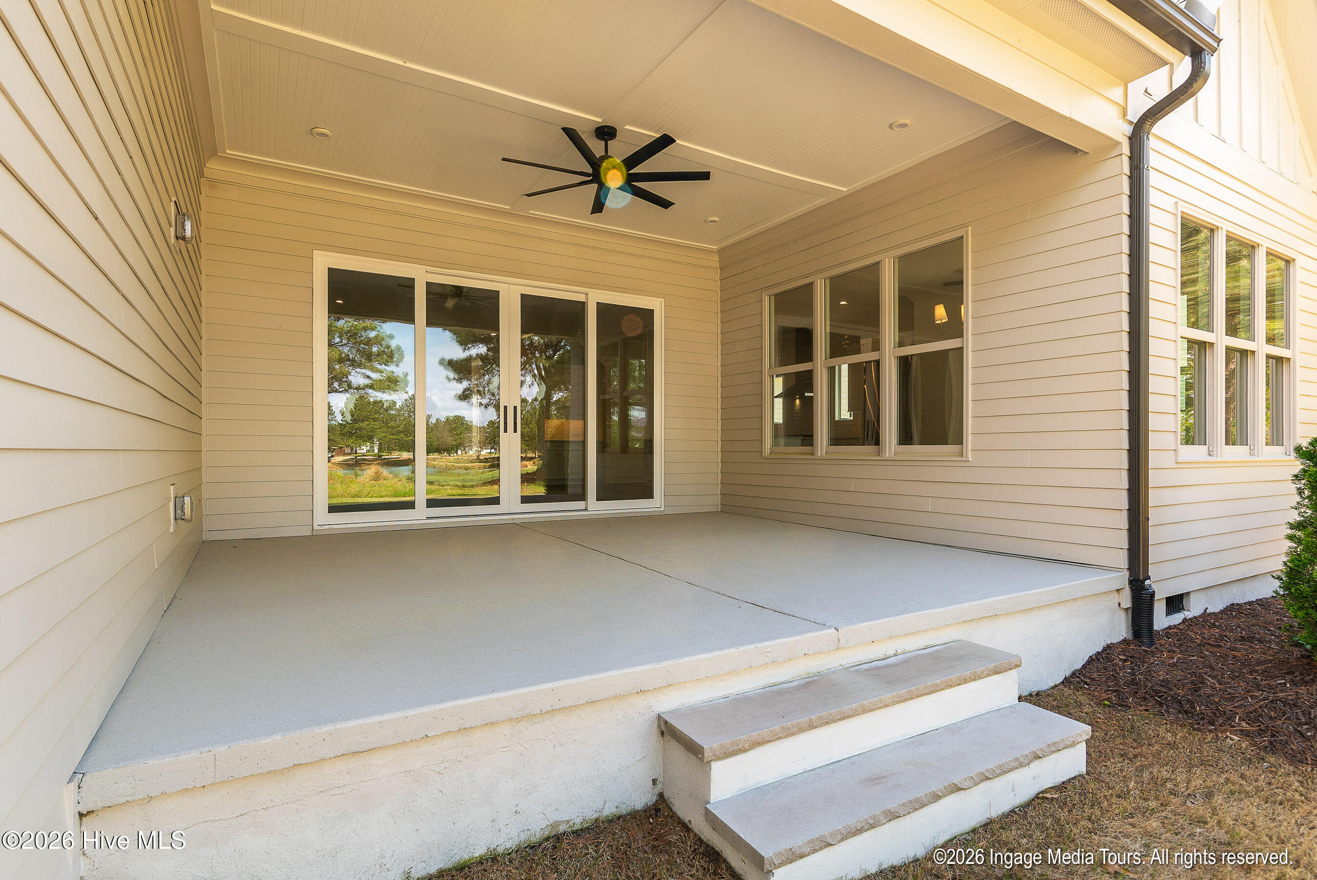 200 Pine Tree Point Property Photo 45