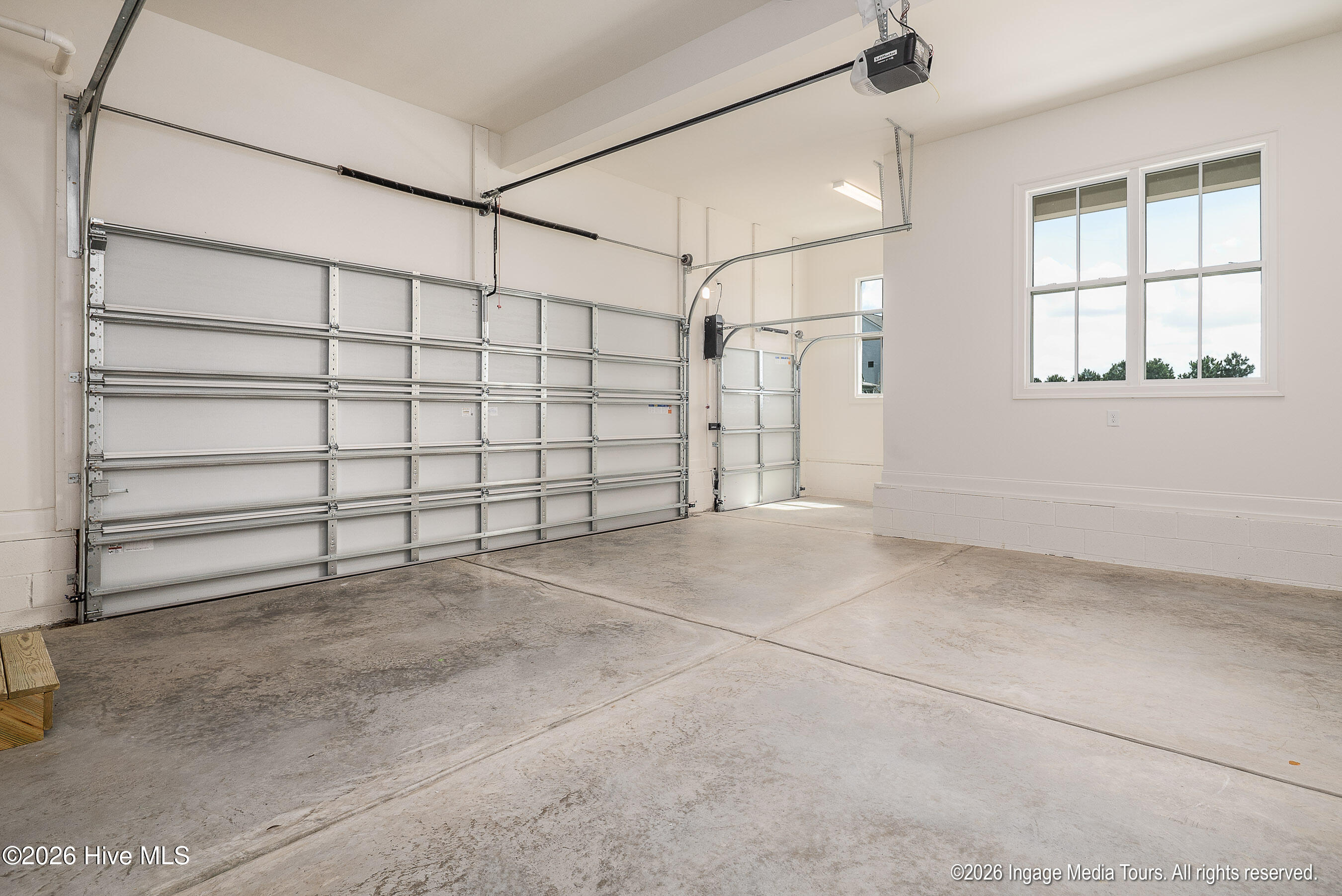 200 Pine Tree Point Property Photo 48