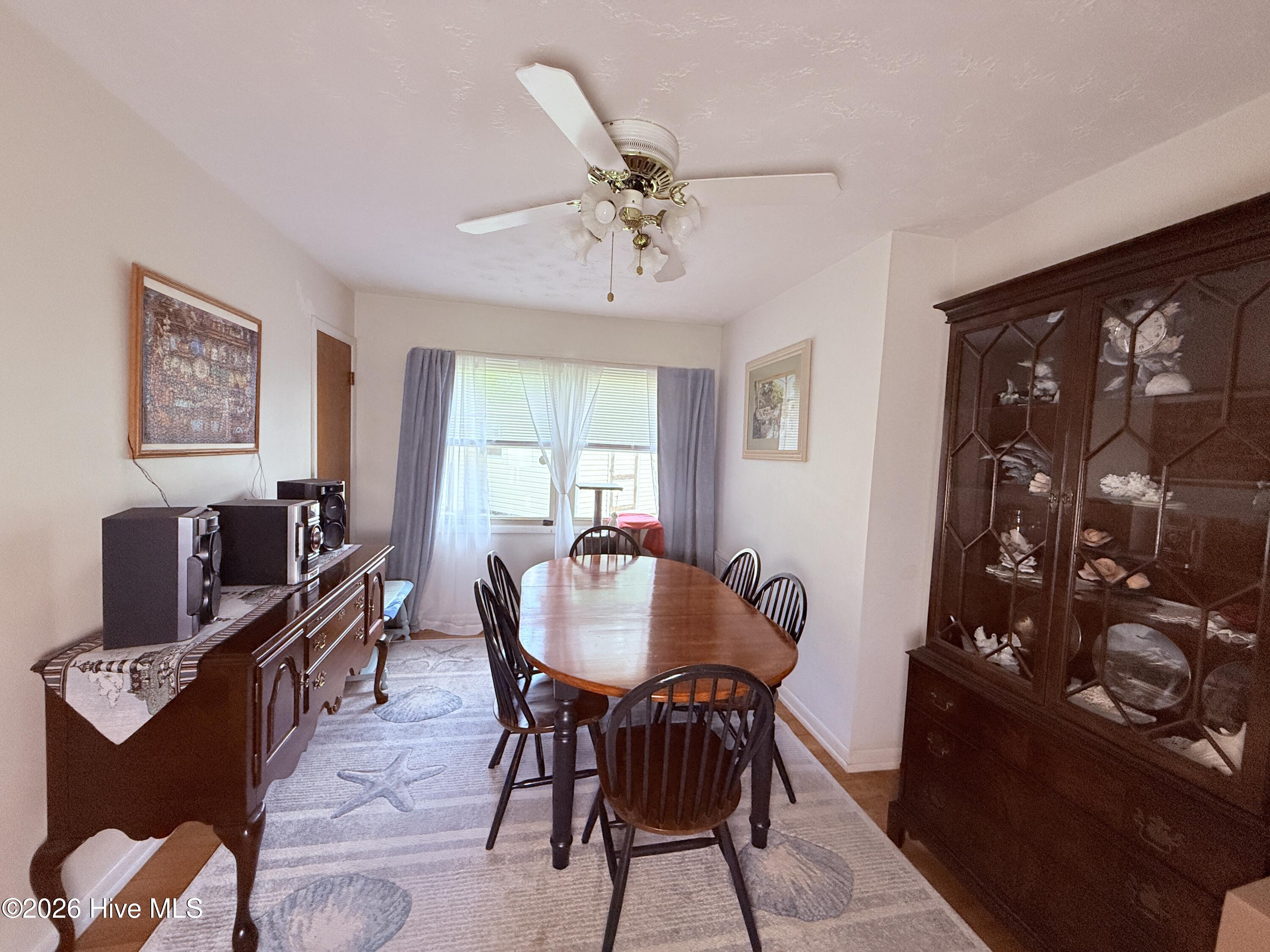 102 Yorkshire Drive Property Photo 10
