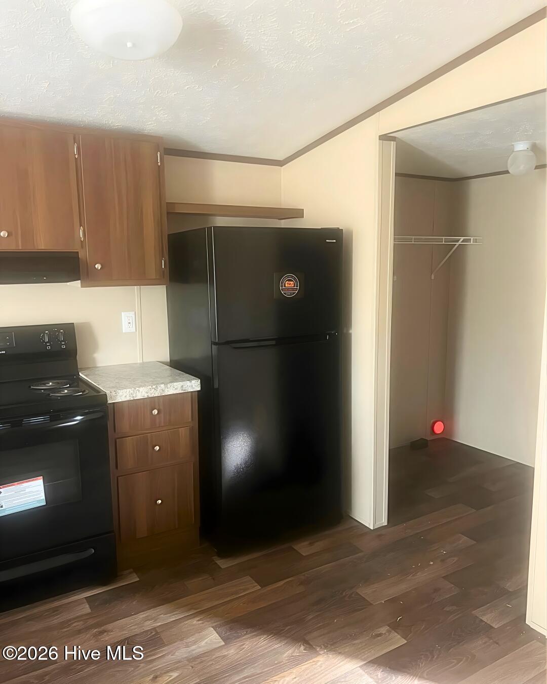 4843 Otis Drive Ne Property Photo 8