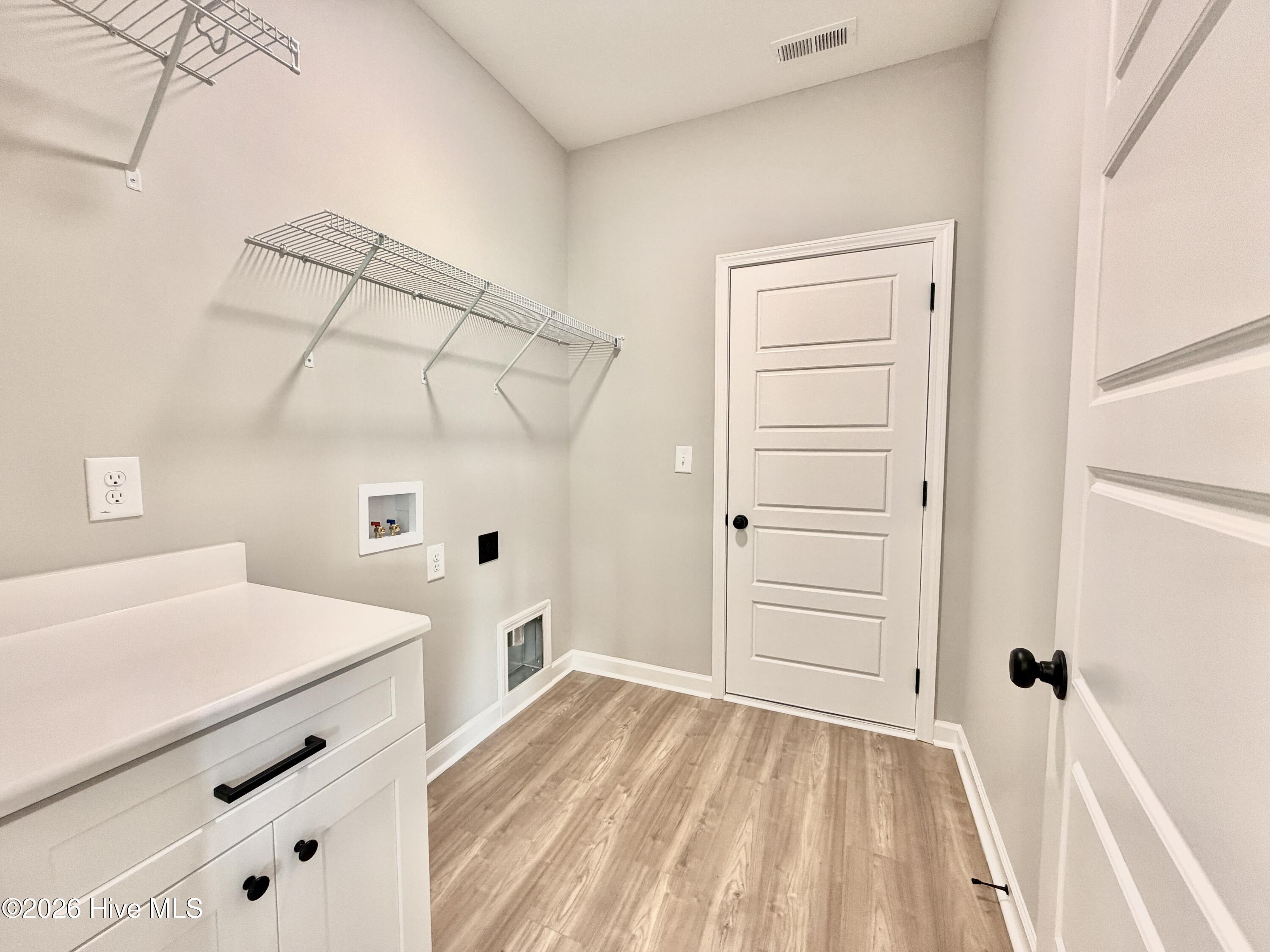 3731 Chatsworth Drive Property Photo 6