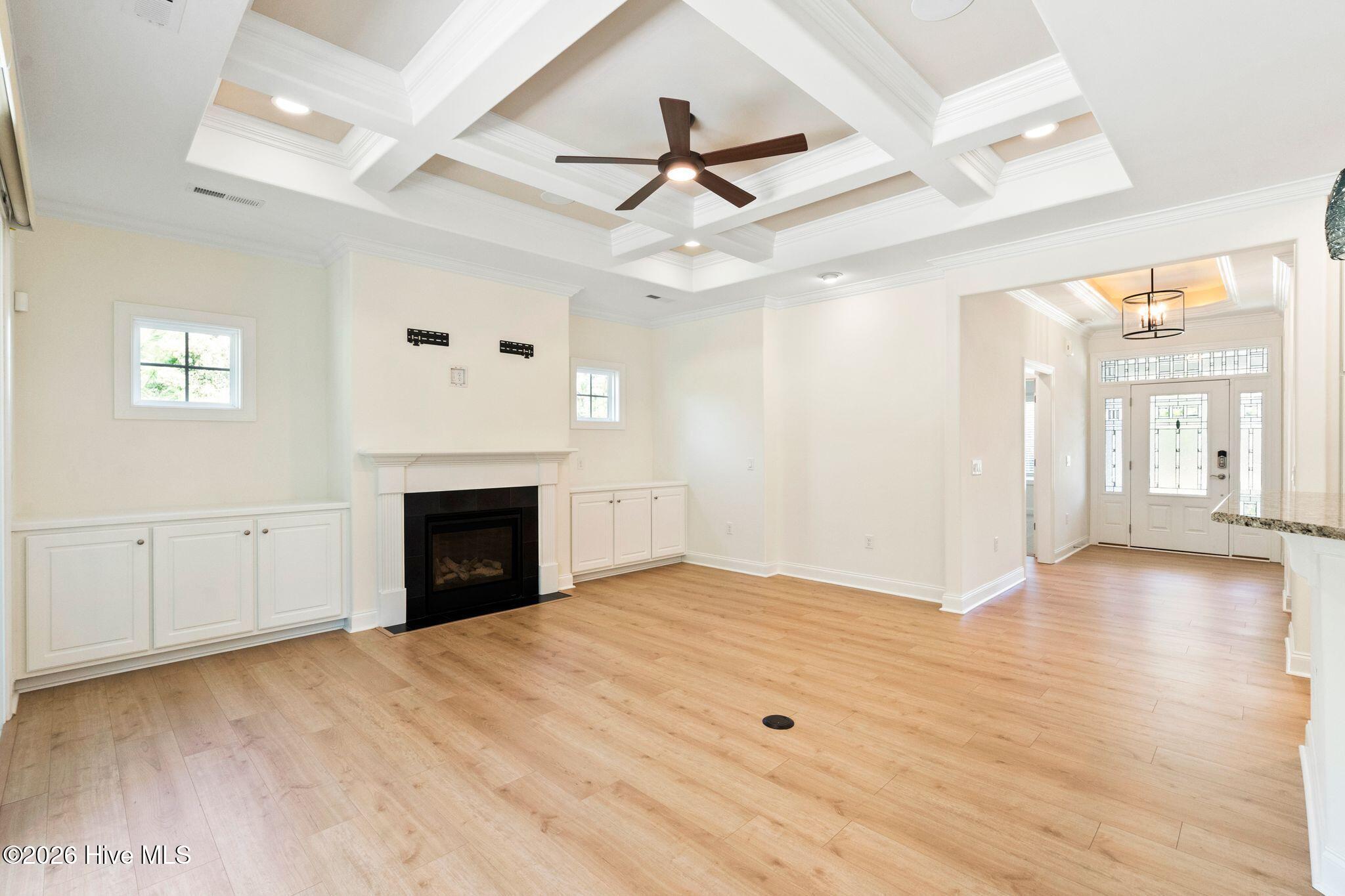 3710 Friendly Orange Court Ne Property Photo 20