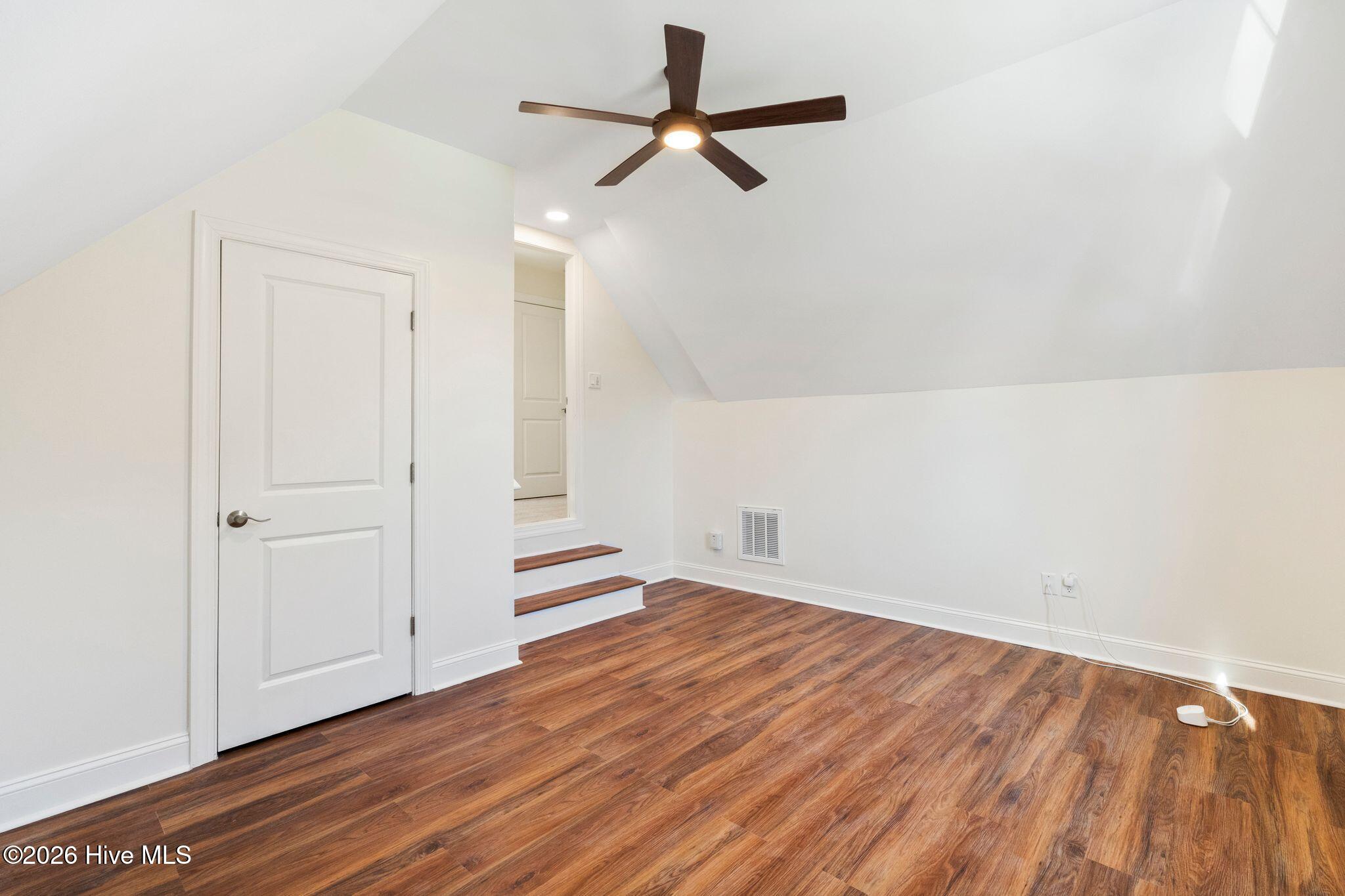 3710 Friendly Orange Court Ne Property Photo 63