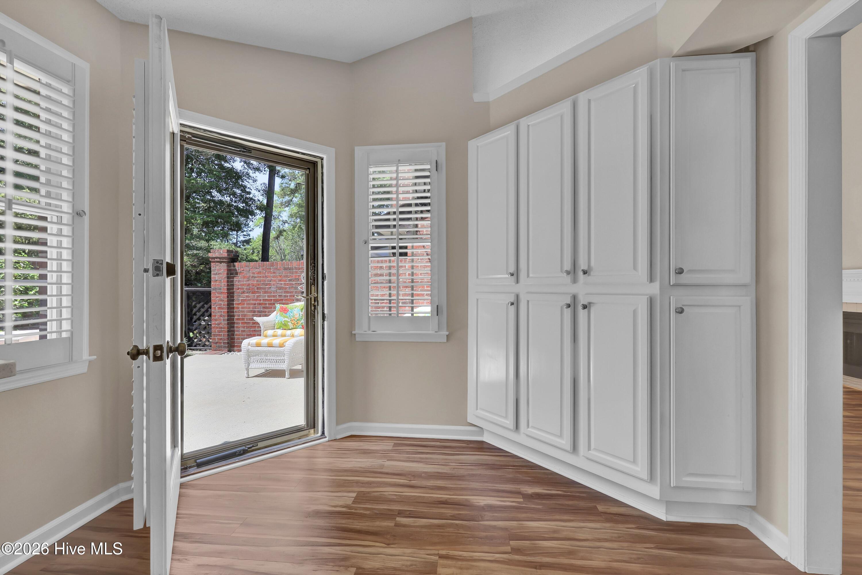 2111 Jumpin Run Drive Property Photo 18