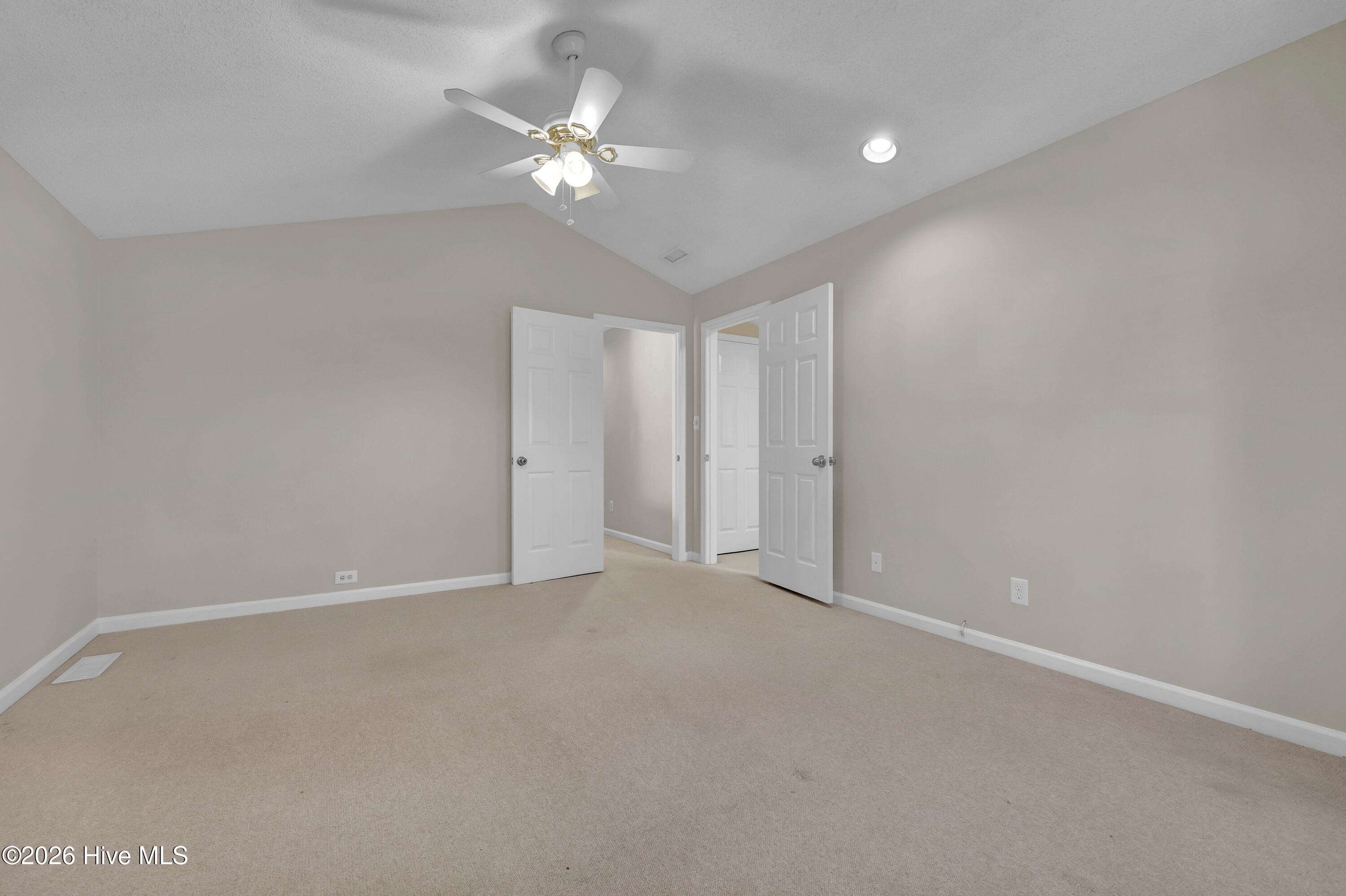 2111 Jumpin Run Drive Property Photo 26