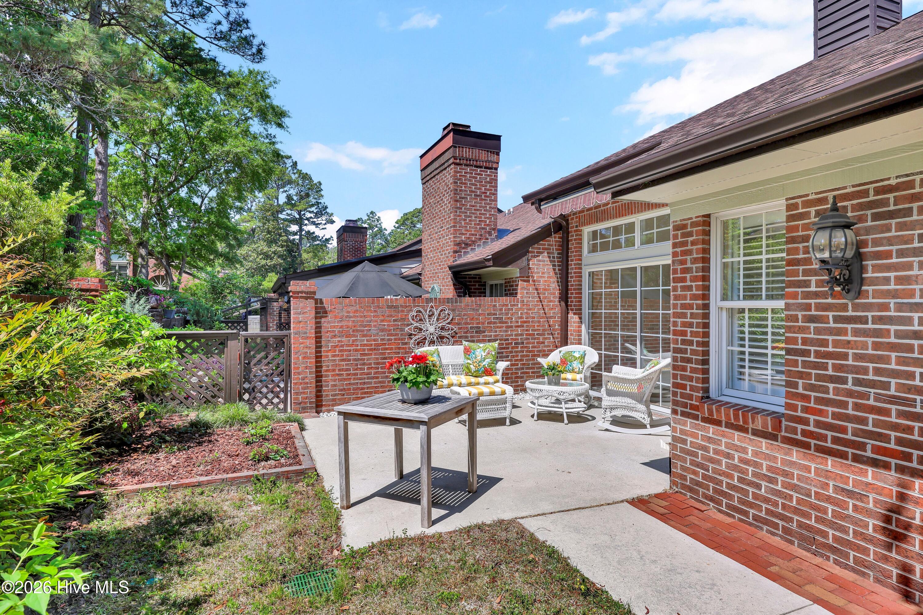 2111 Jumpin Run Drive Property Photo 31