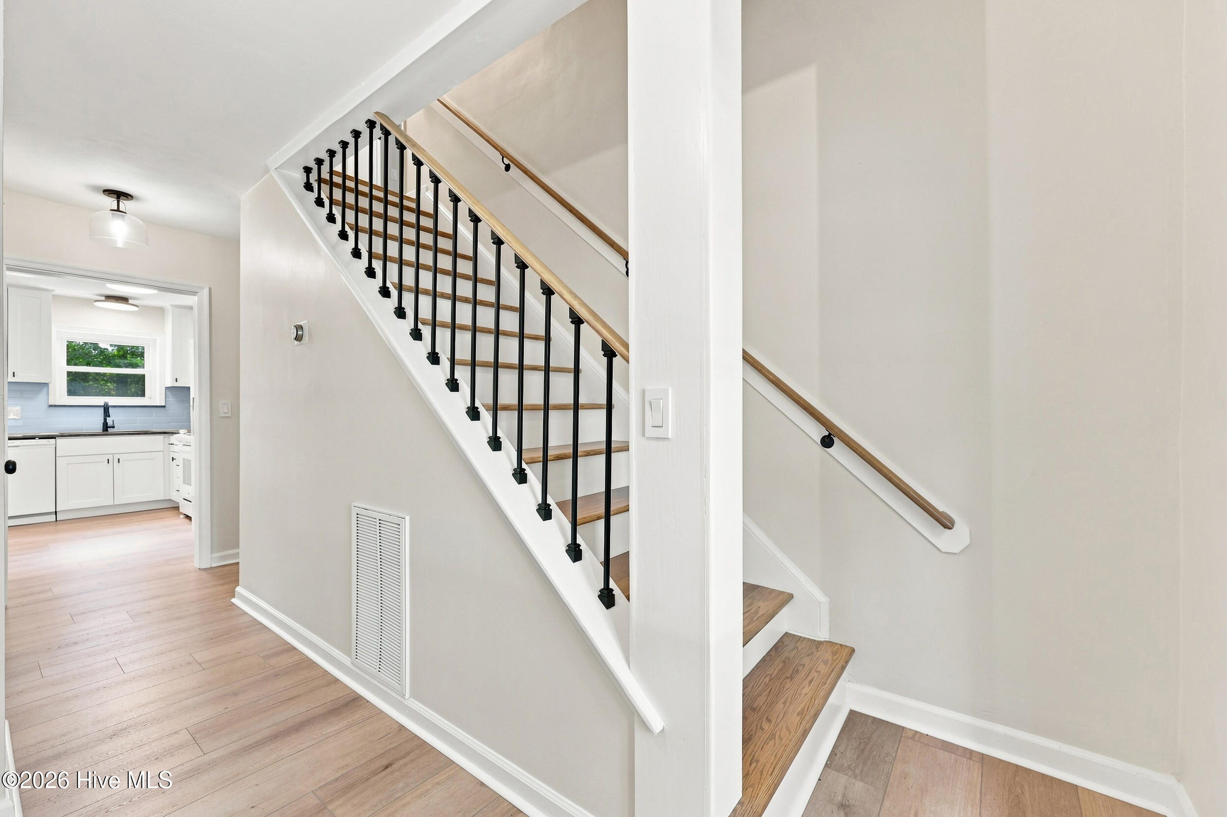 2347 Tulls Creek Road Property Photo 5