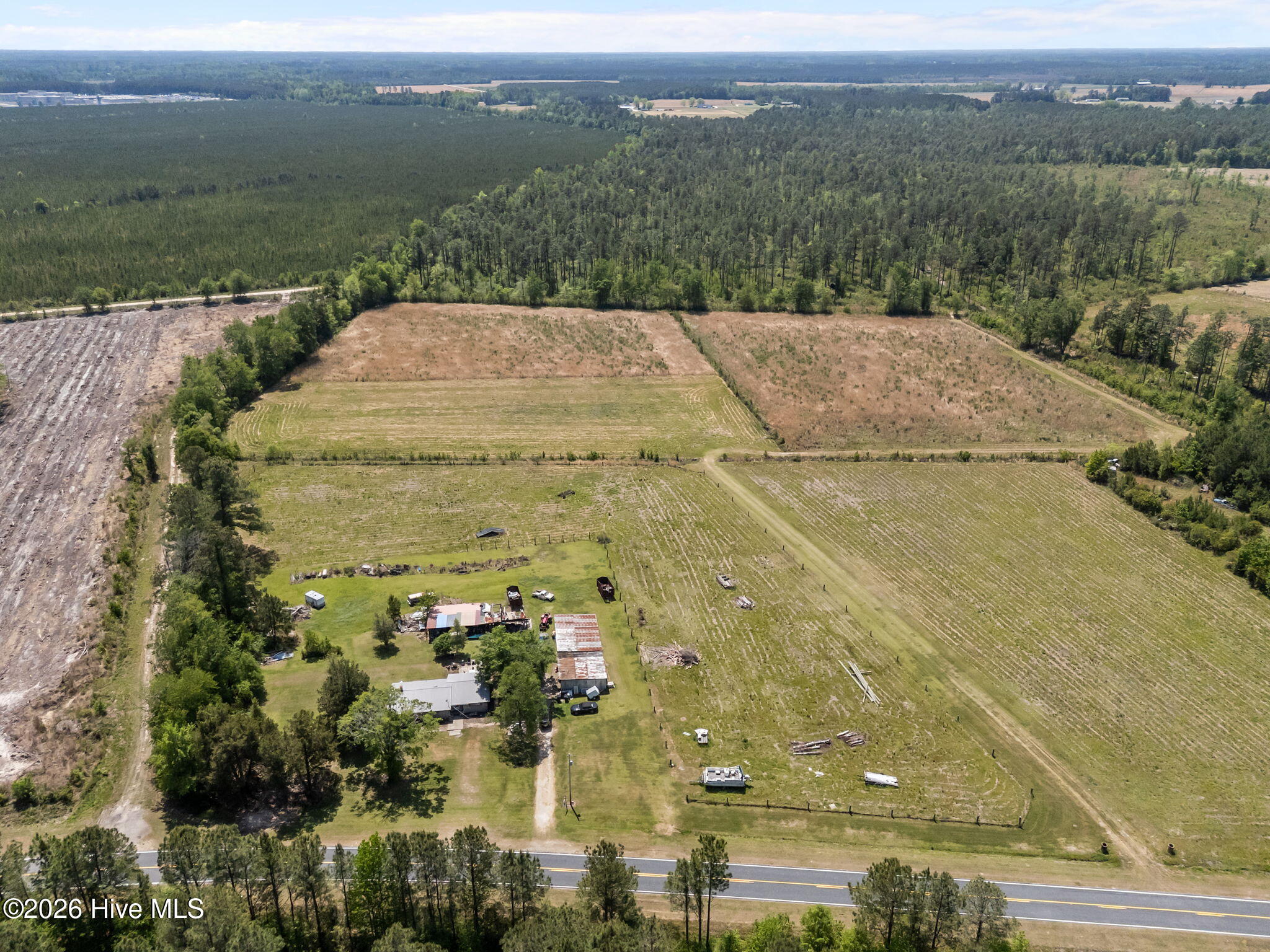 7529 Sidney-cherry Grove Road Property Photo 1