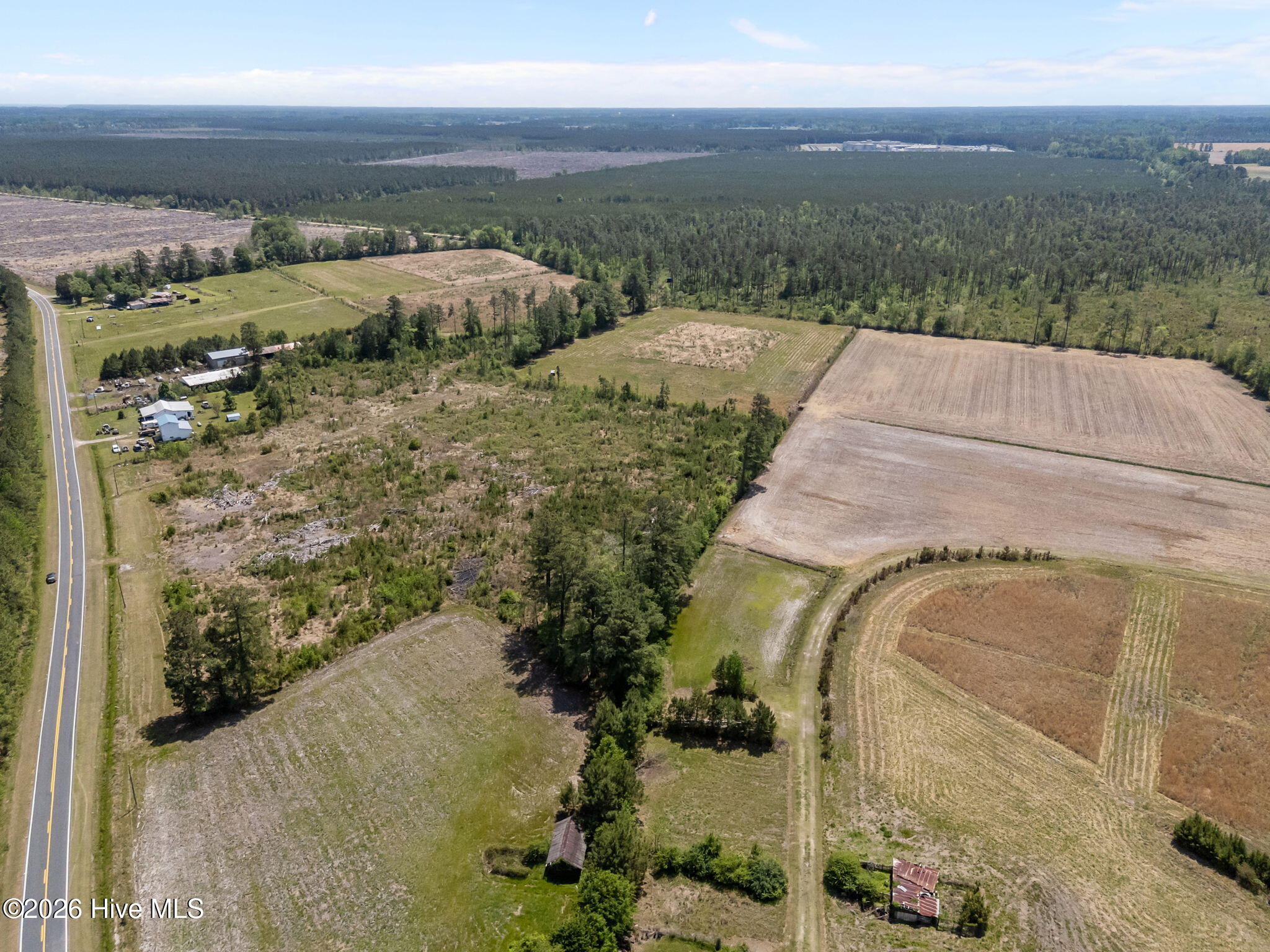 7529 Sidney-cherry Grove Road Property Photo 9