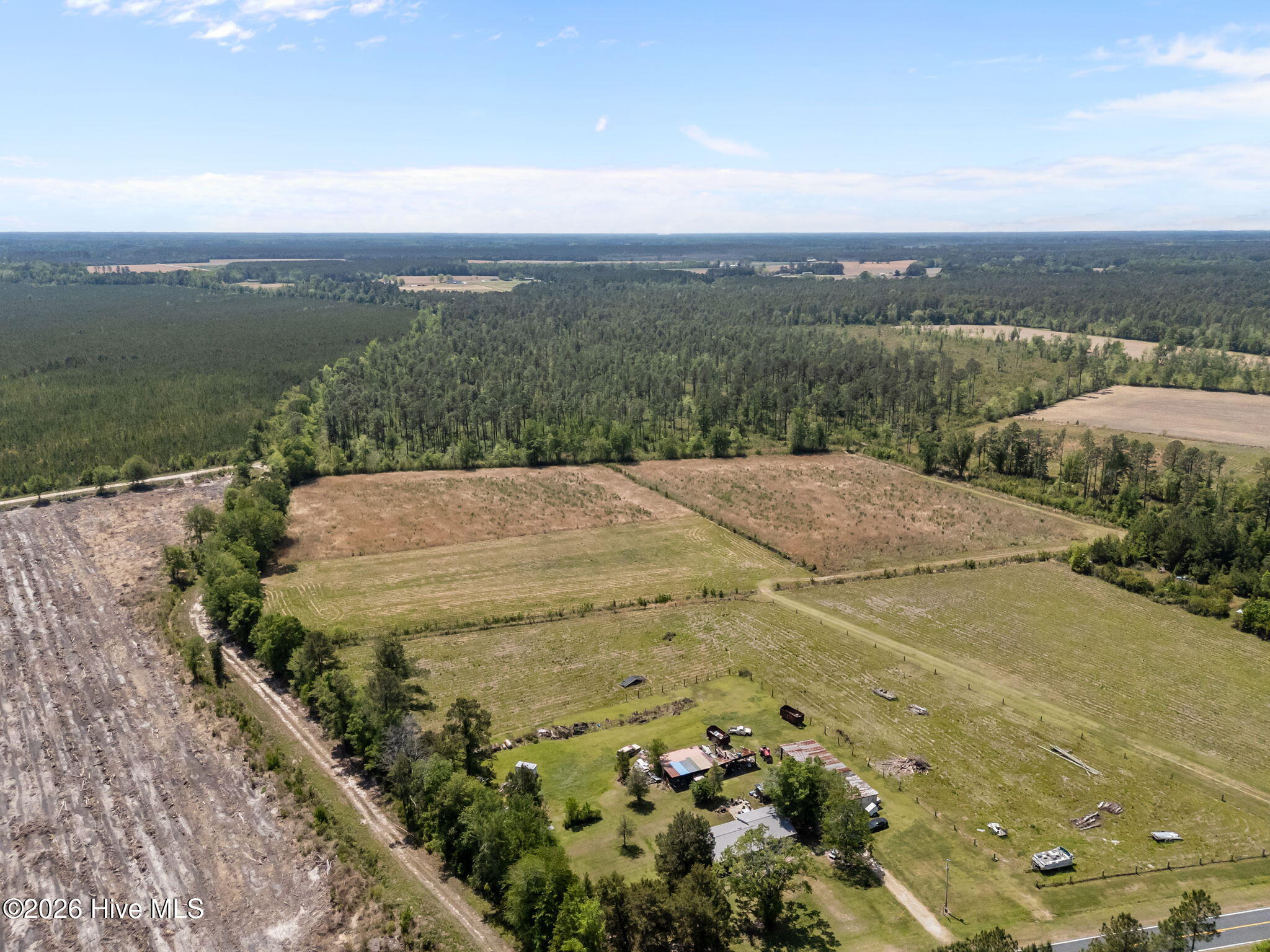 7529 Sidney-cherry Grove Road Property Photo 10