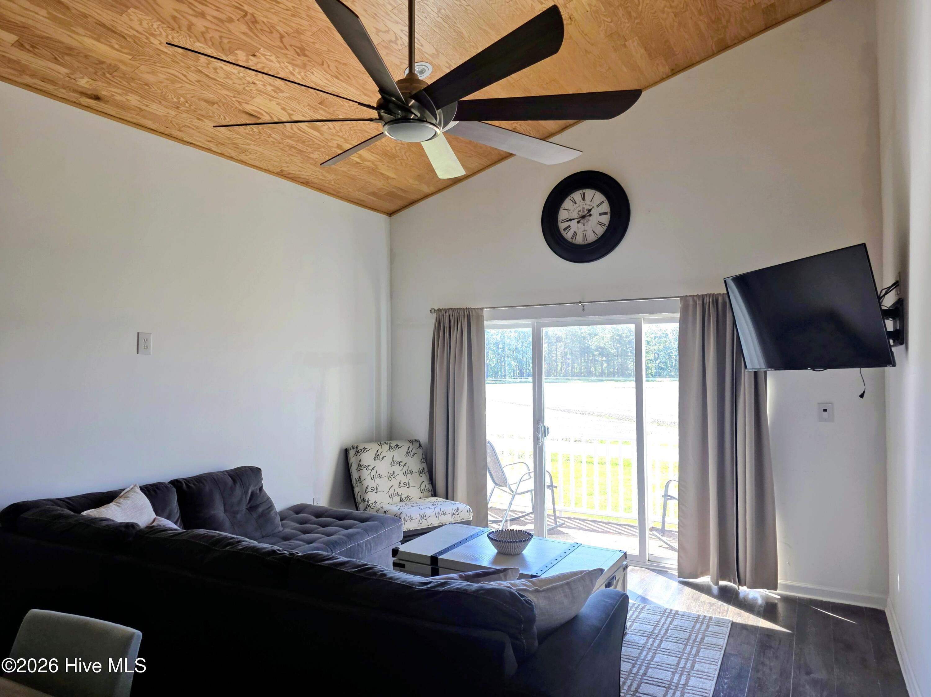 425 Griggs Road Property Photo 7