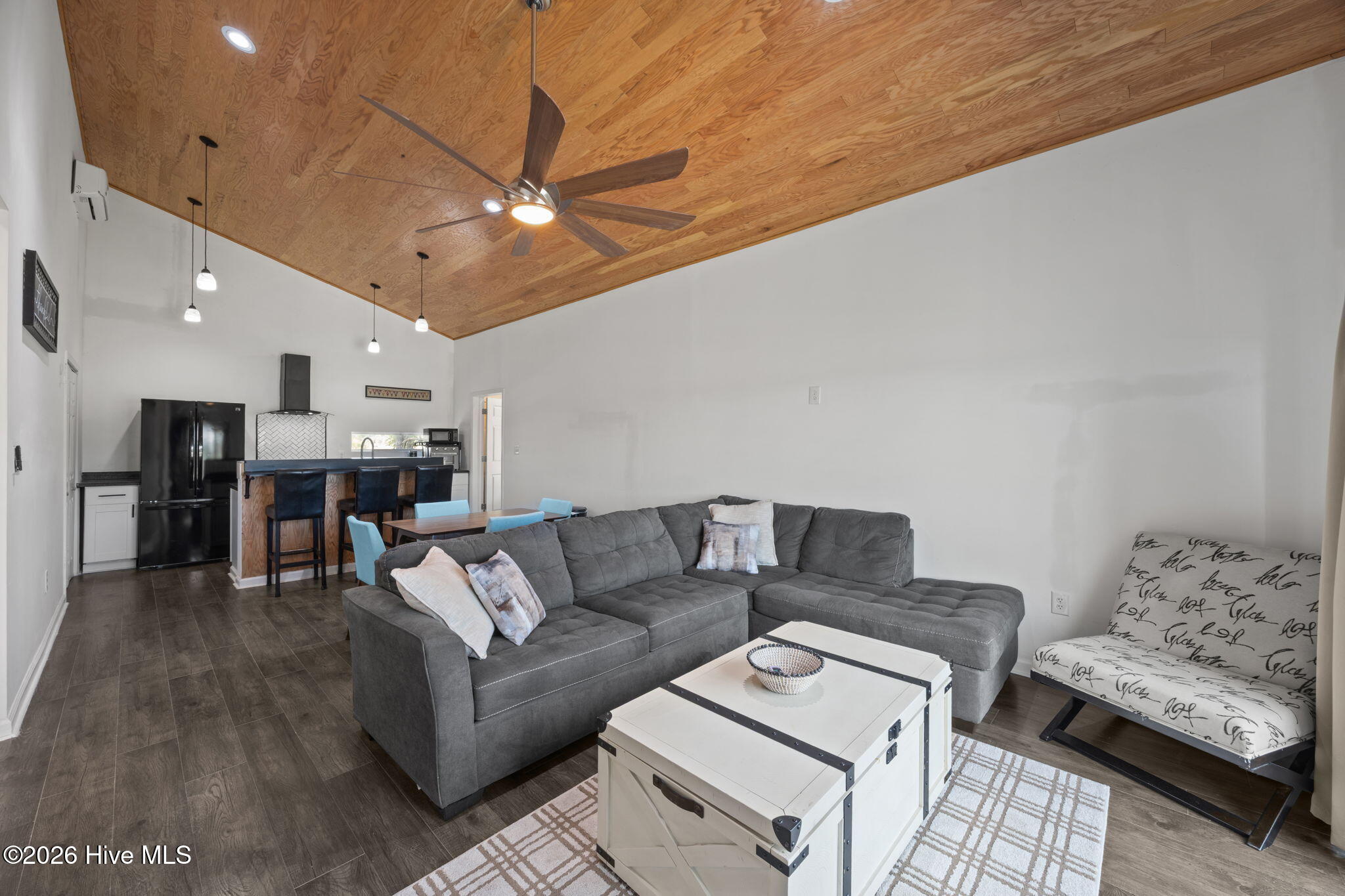 425 Griggs Road Property Photo 8