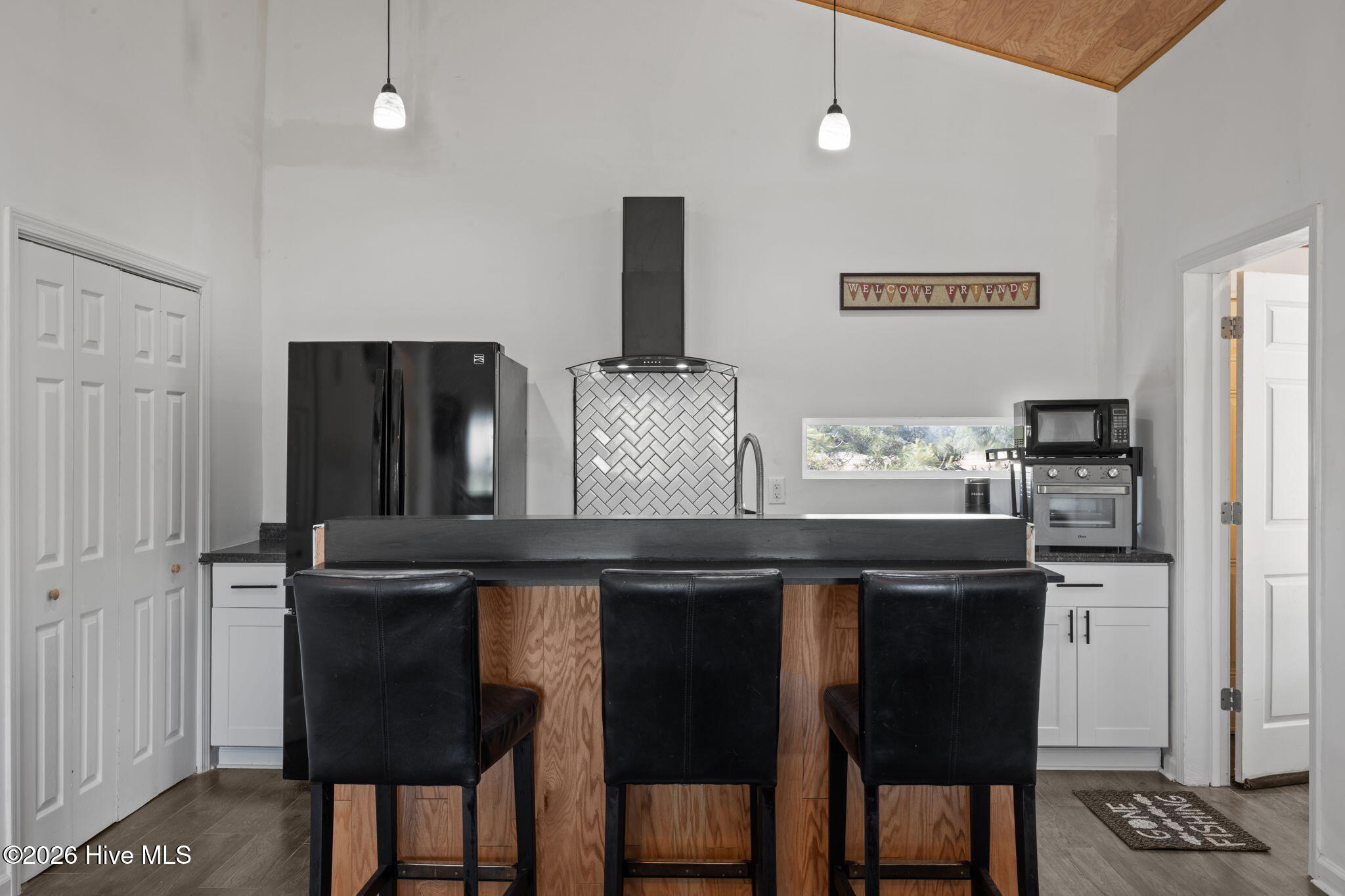 425 Griggs Road Property Photo 12