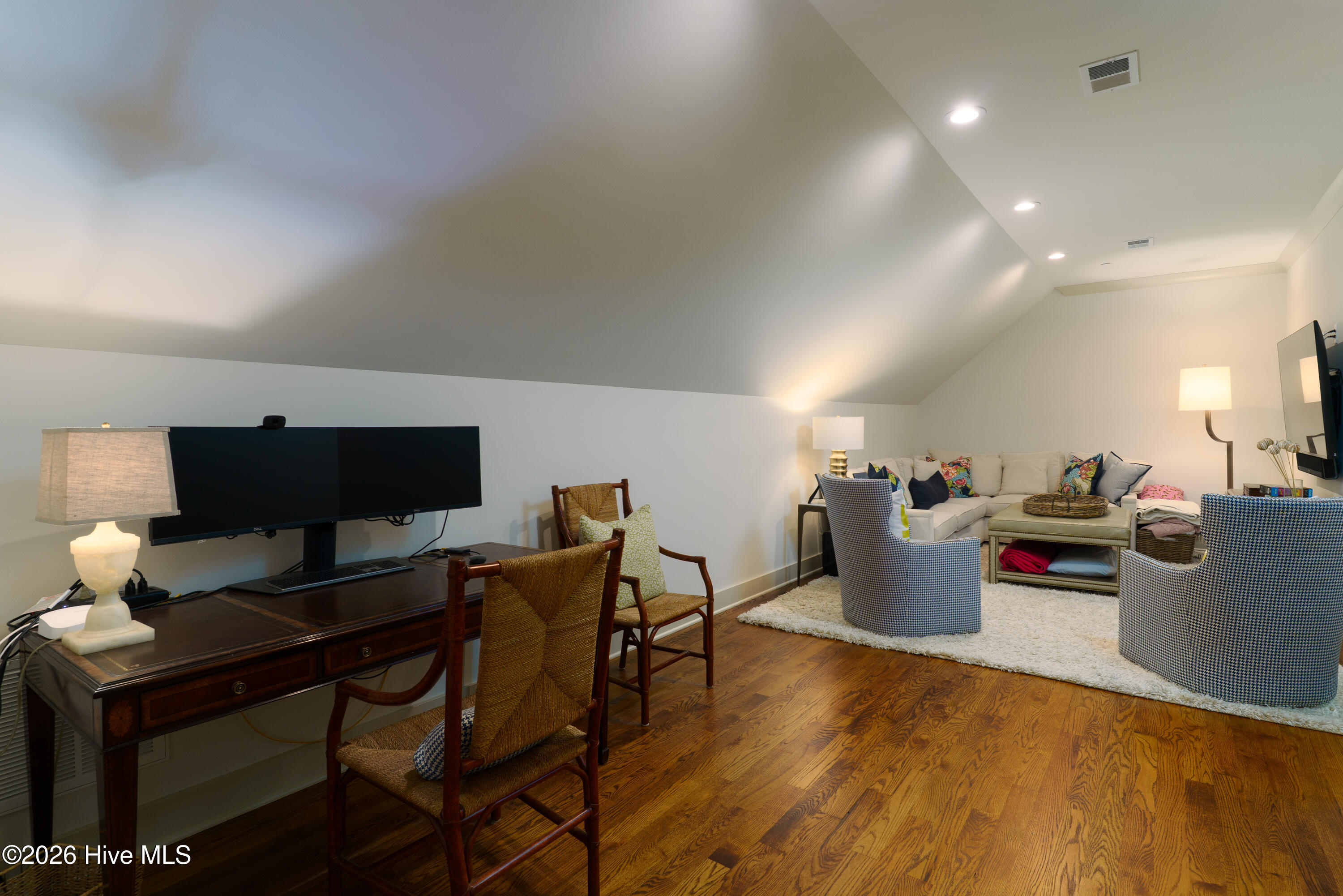 10 Deepdale Lane Property Photo 33
