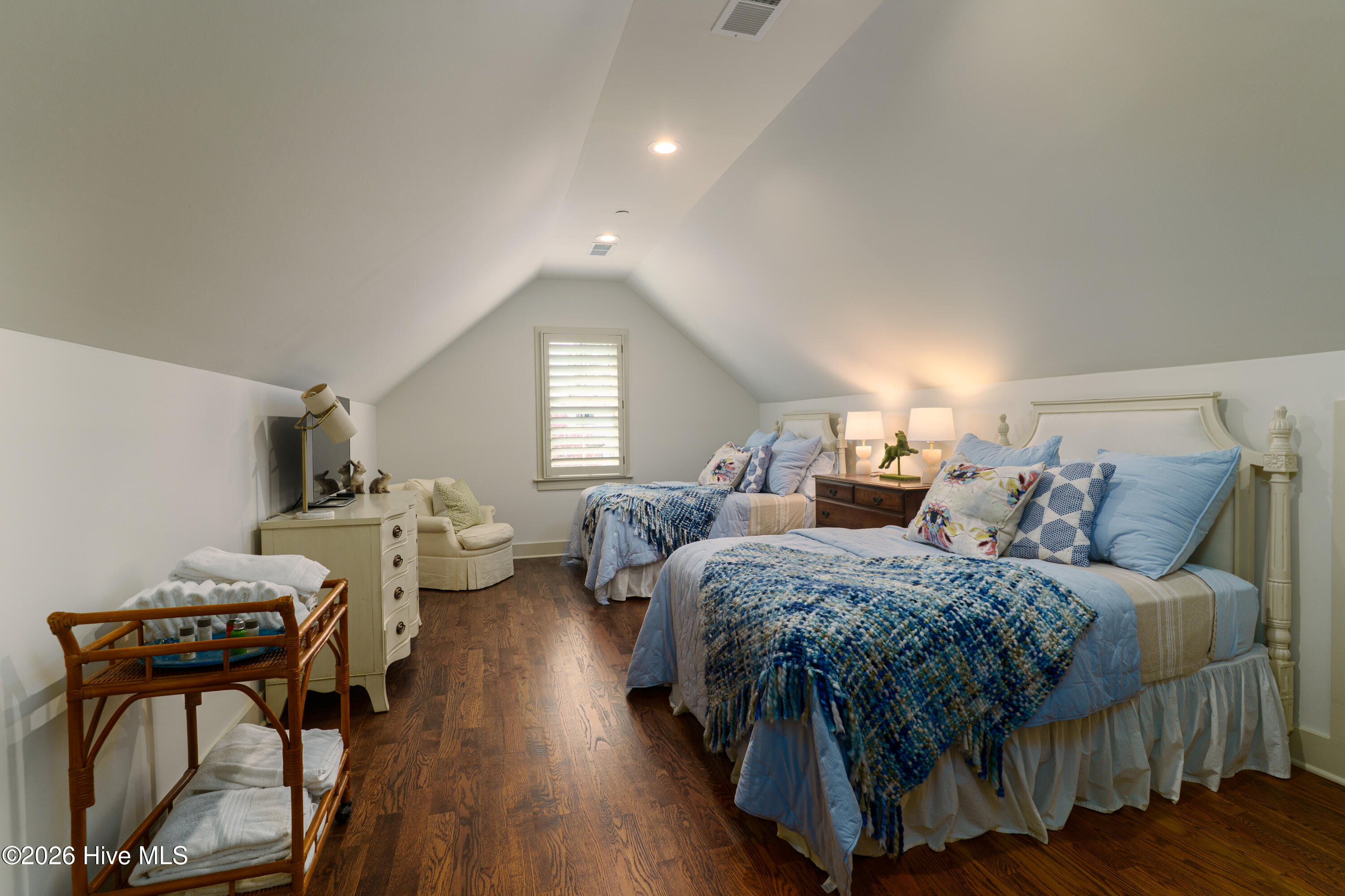 10 Deepdale Lane Property Photo 34