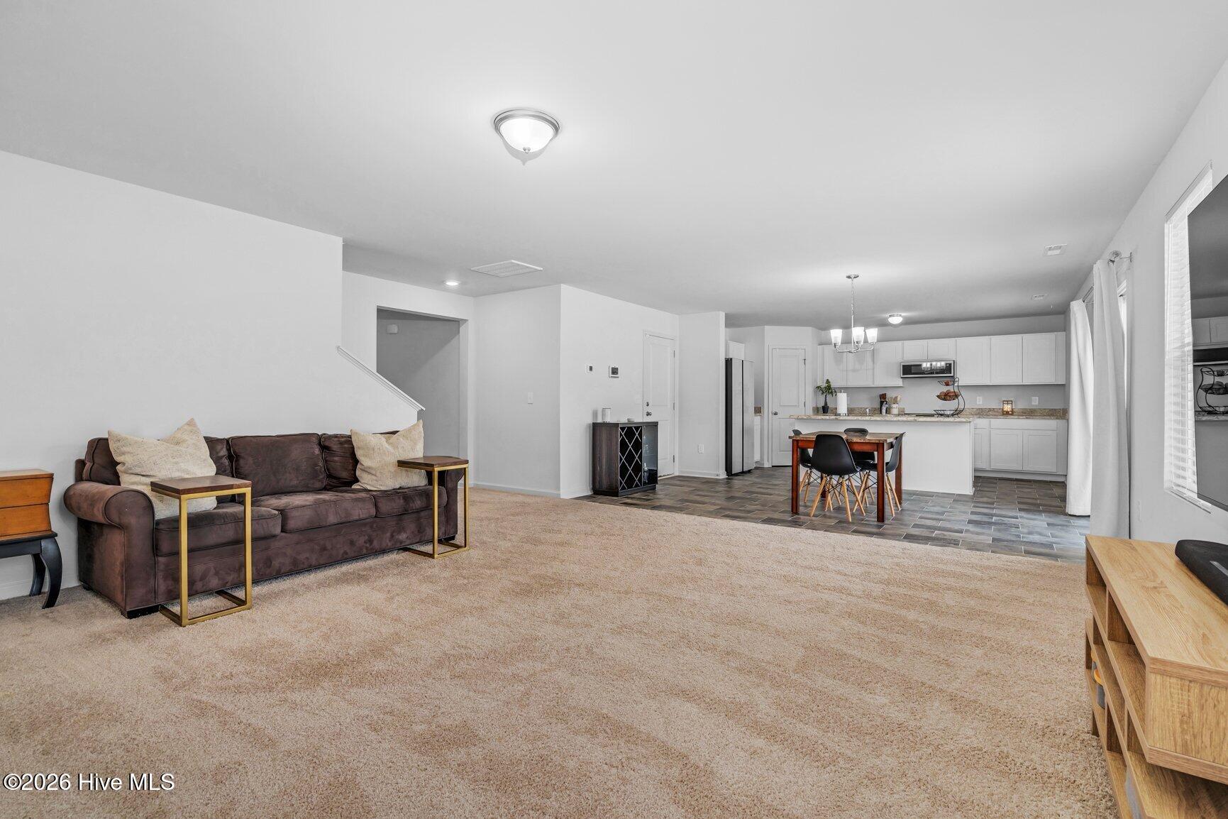360 Riley Way Property Photo 9