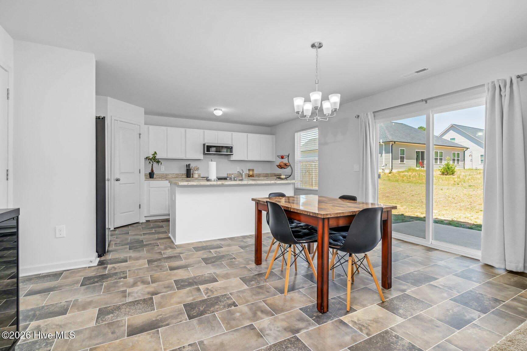 360 Riley Way Property Photo 11