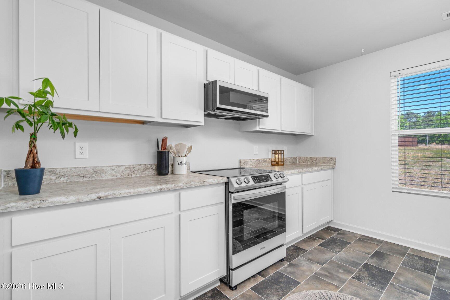 360 Riley Way Property Photo 15