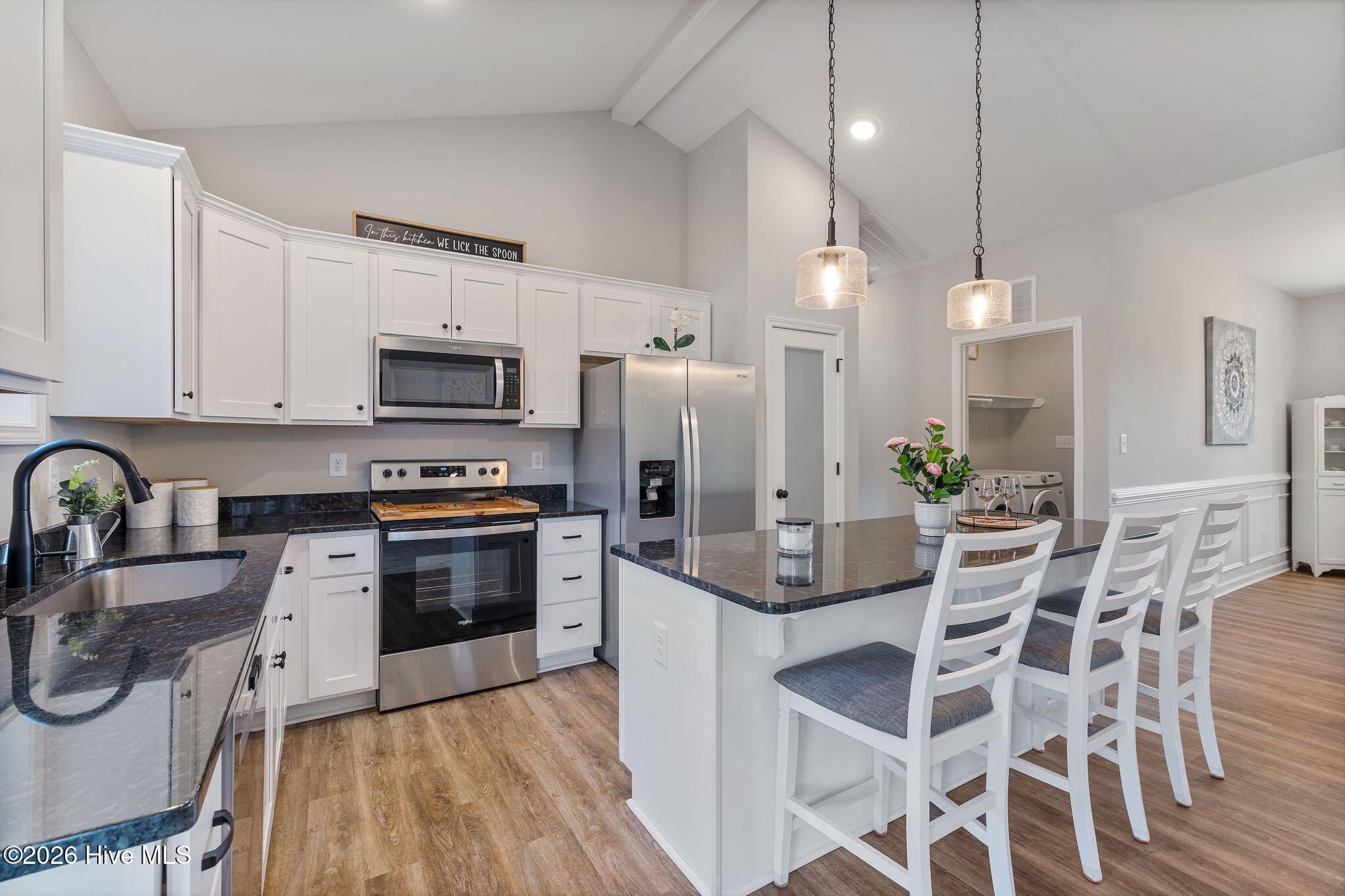 9001 Fox Trot Circle Property Photo 9