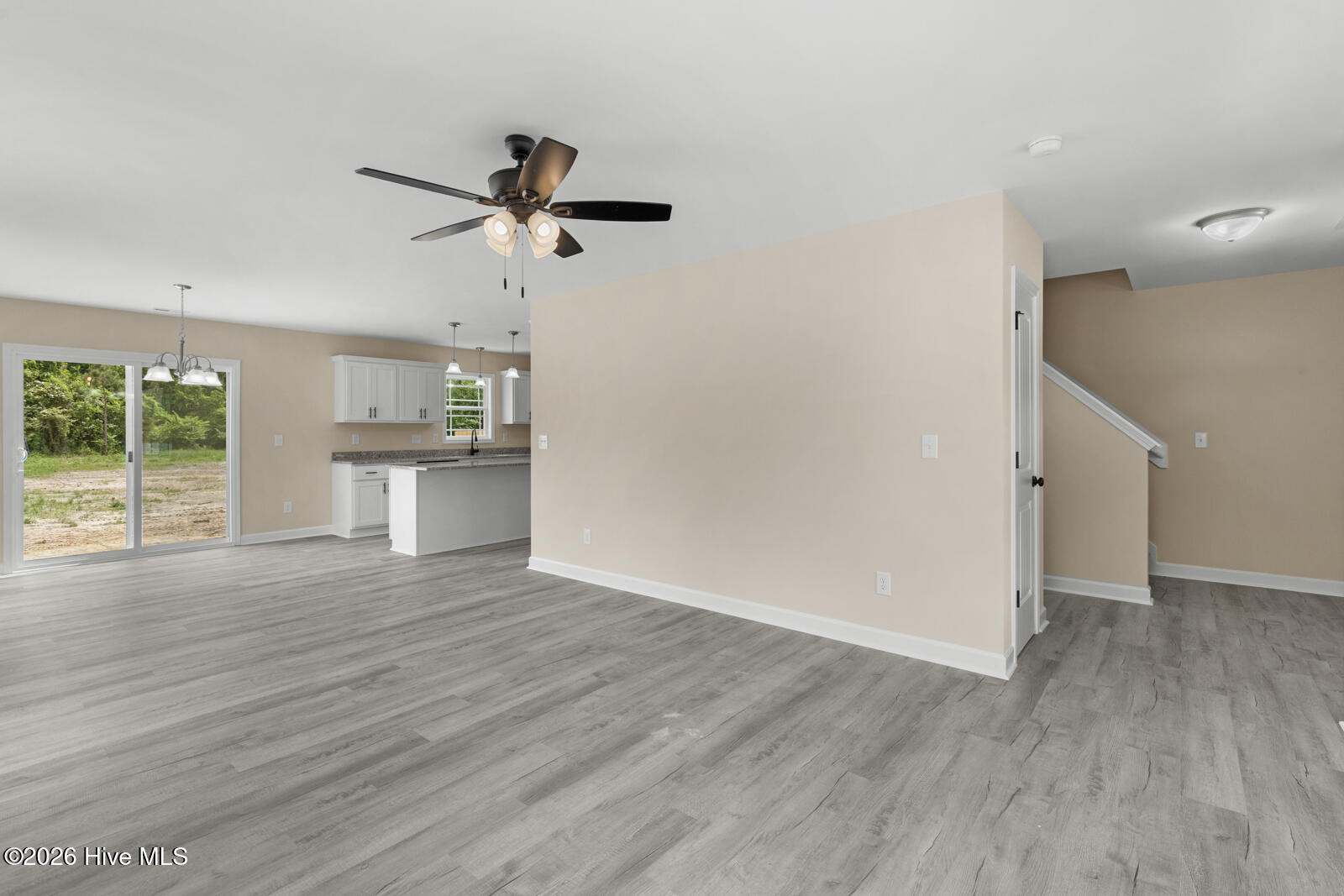 1246 Old Maplehurst Road Property Photo 7