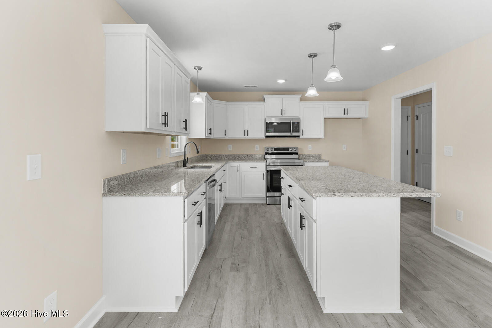 1246 Old Maplehurst Road Property Photo 11
