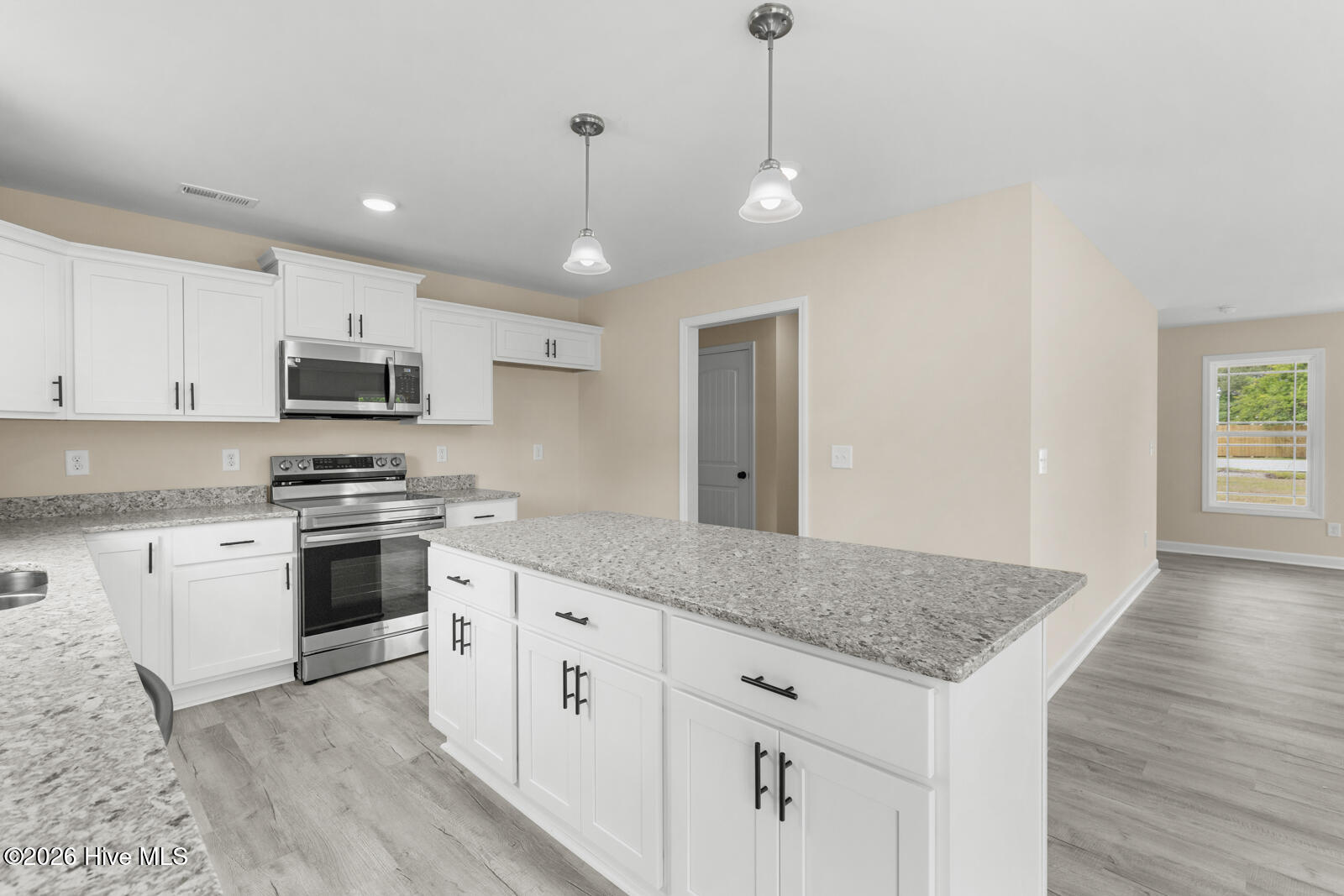 1246 Old Maplehurst Road Property Photo 12