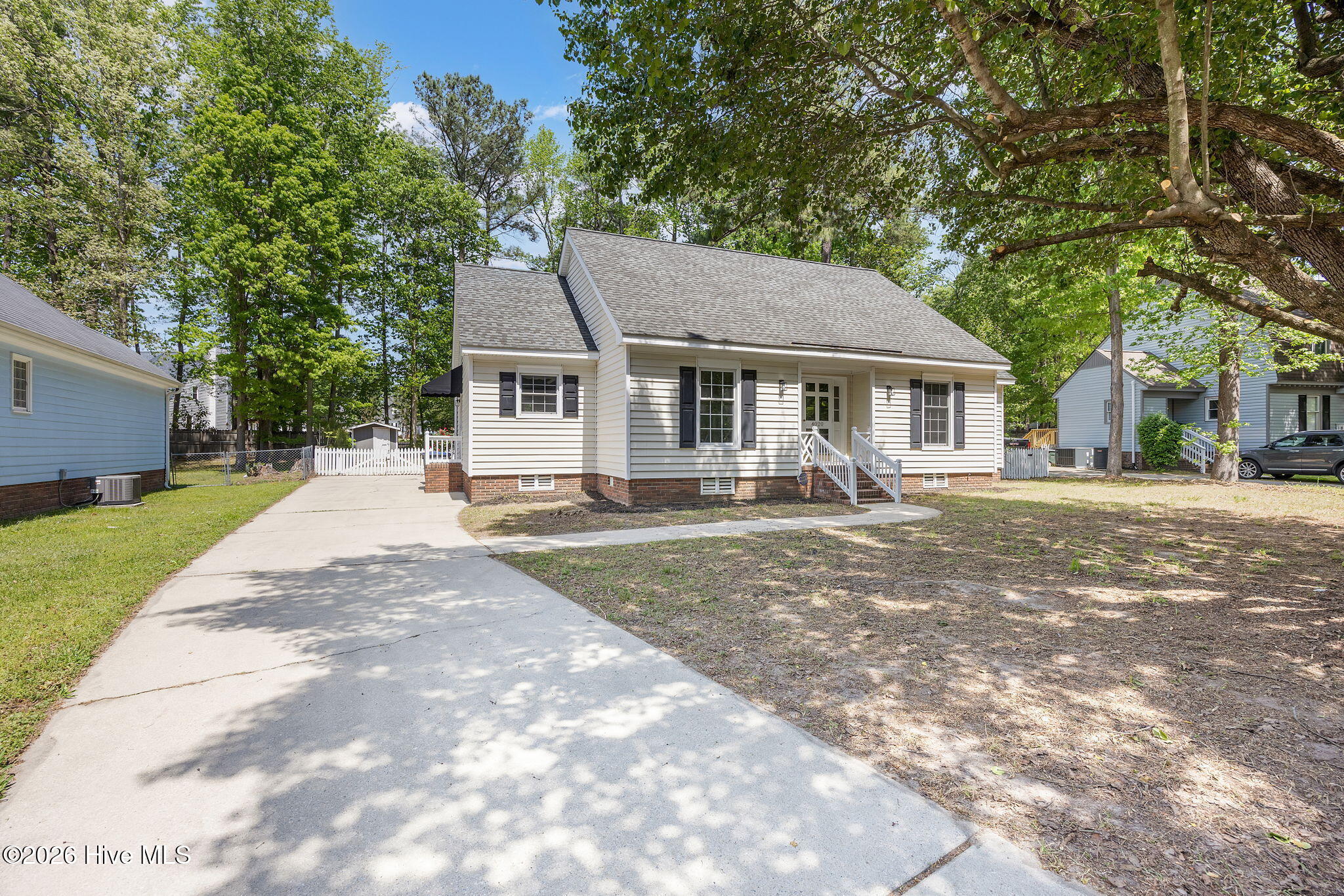 4020 Ketch Point Drive Property Photo 1