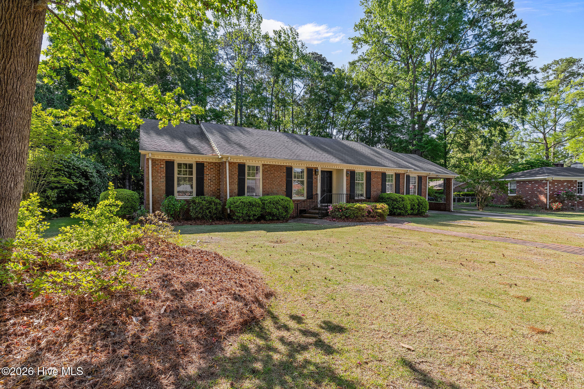 2103 Dallas Drive Property Photo 3