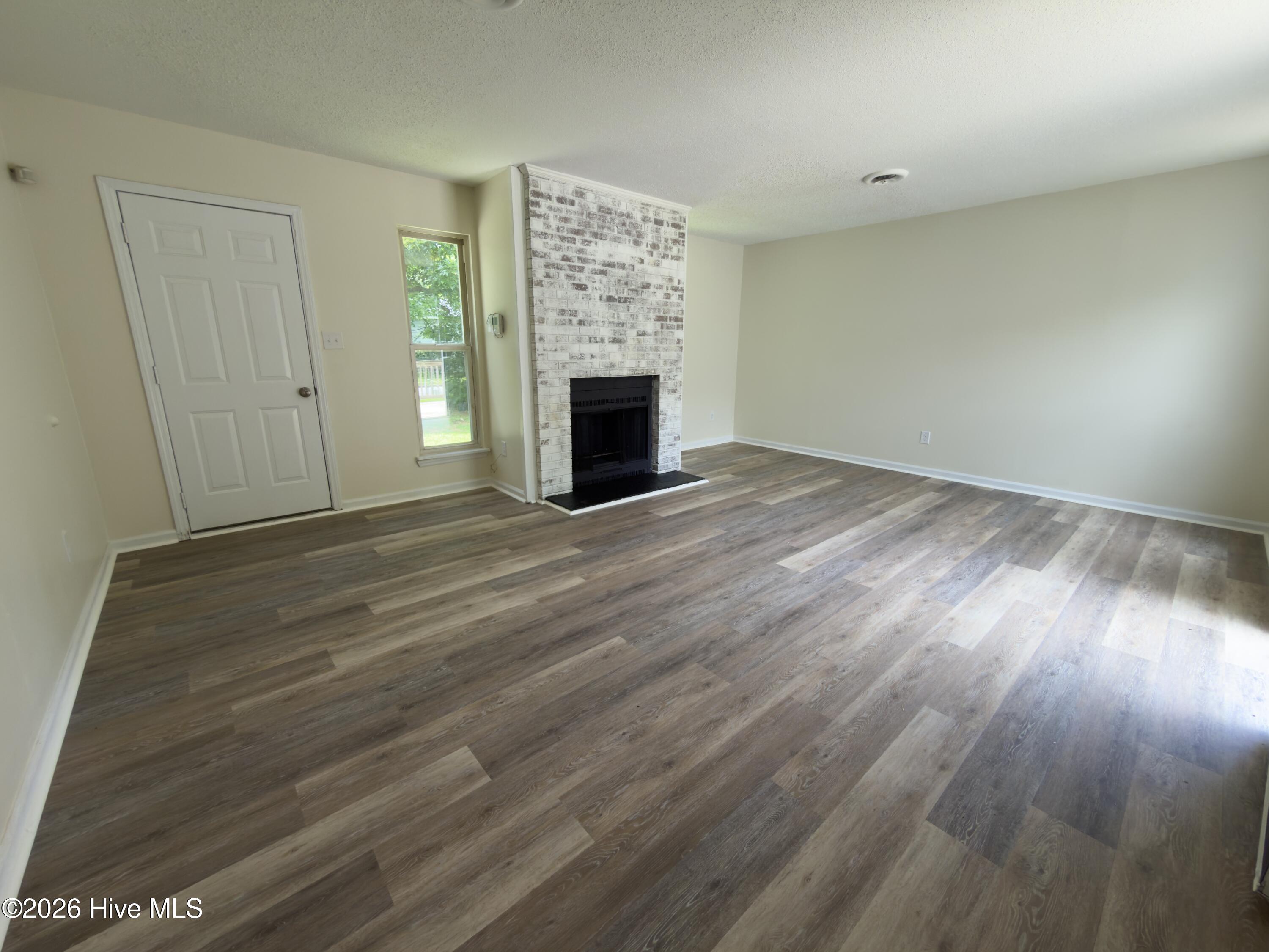 6 Lakewood Court Property Photo 7